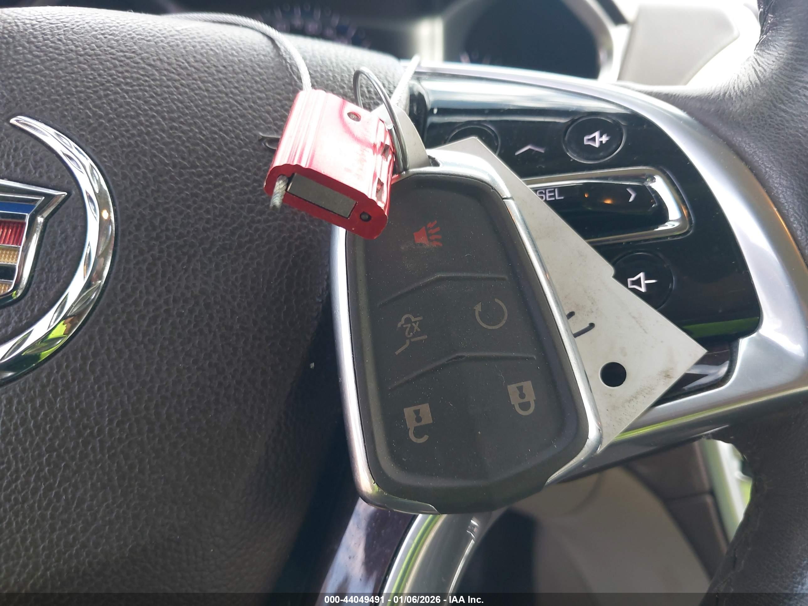 CADILLAC SRX image 11