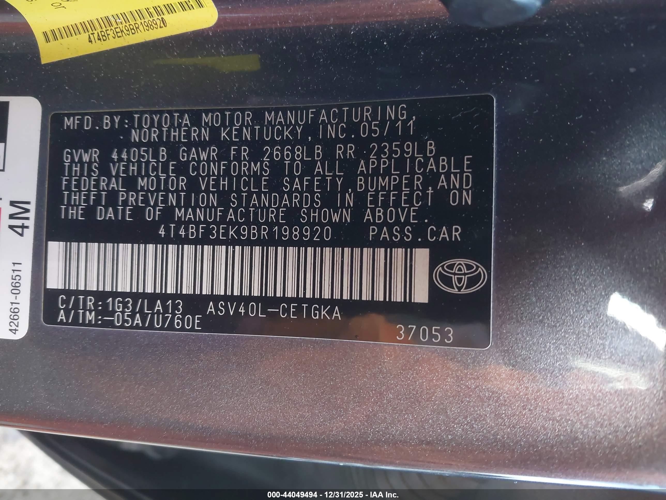 TOYOTA CAMRY image 9