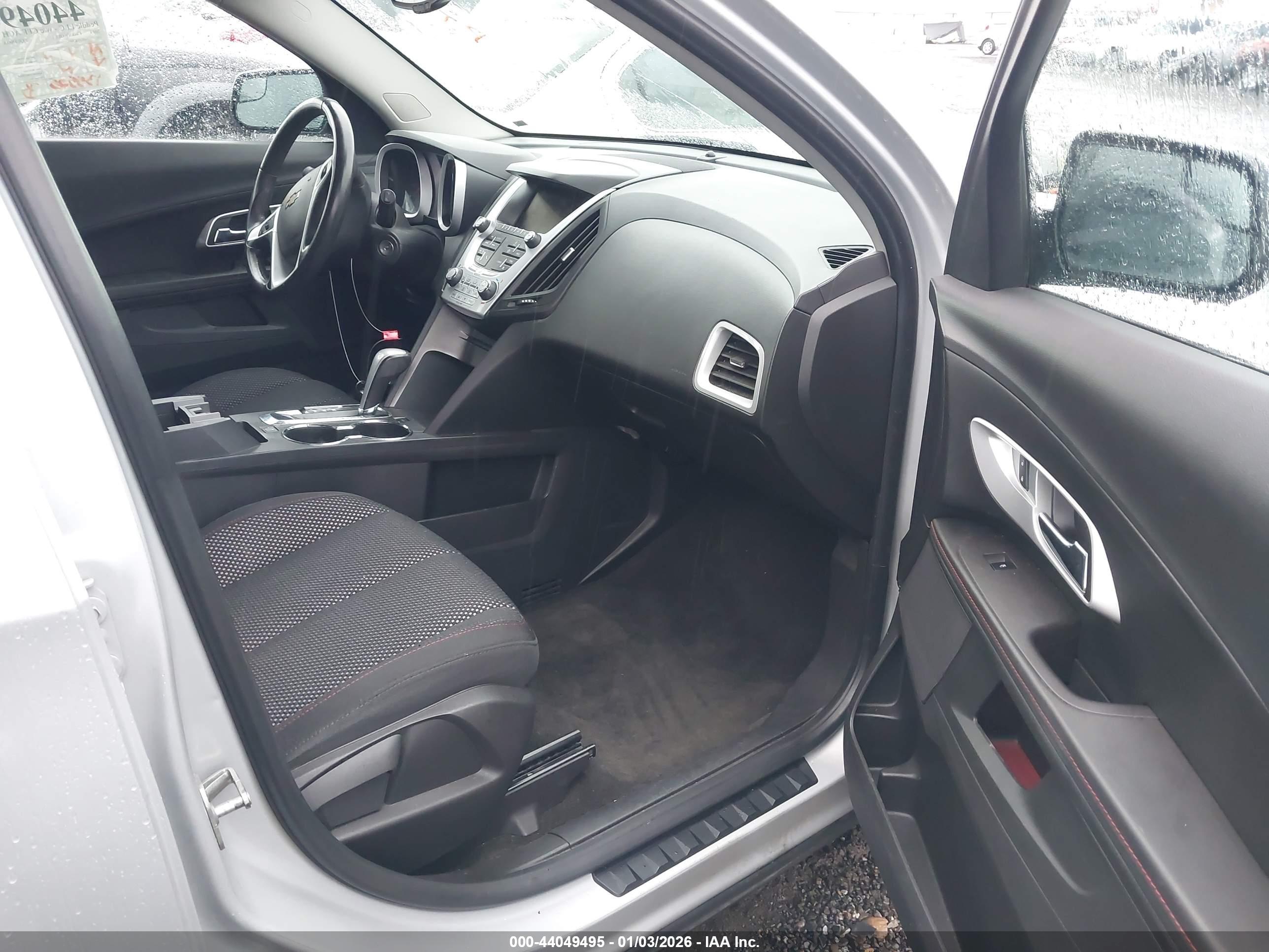 CHEVROLET EQUINOX image 5