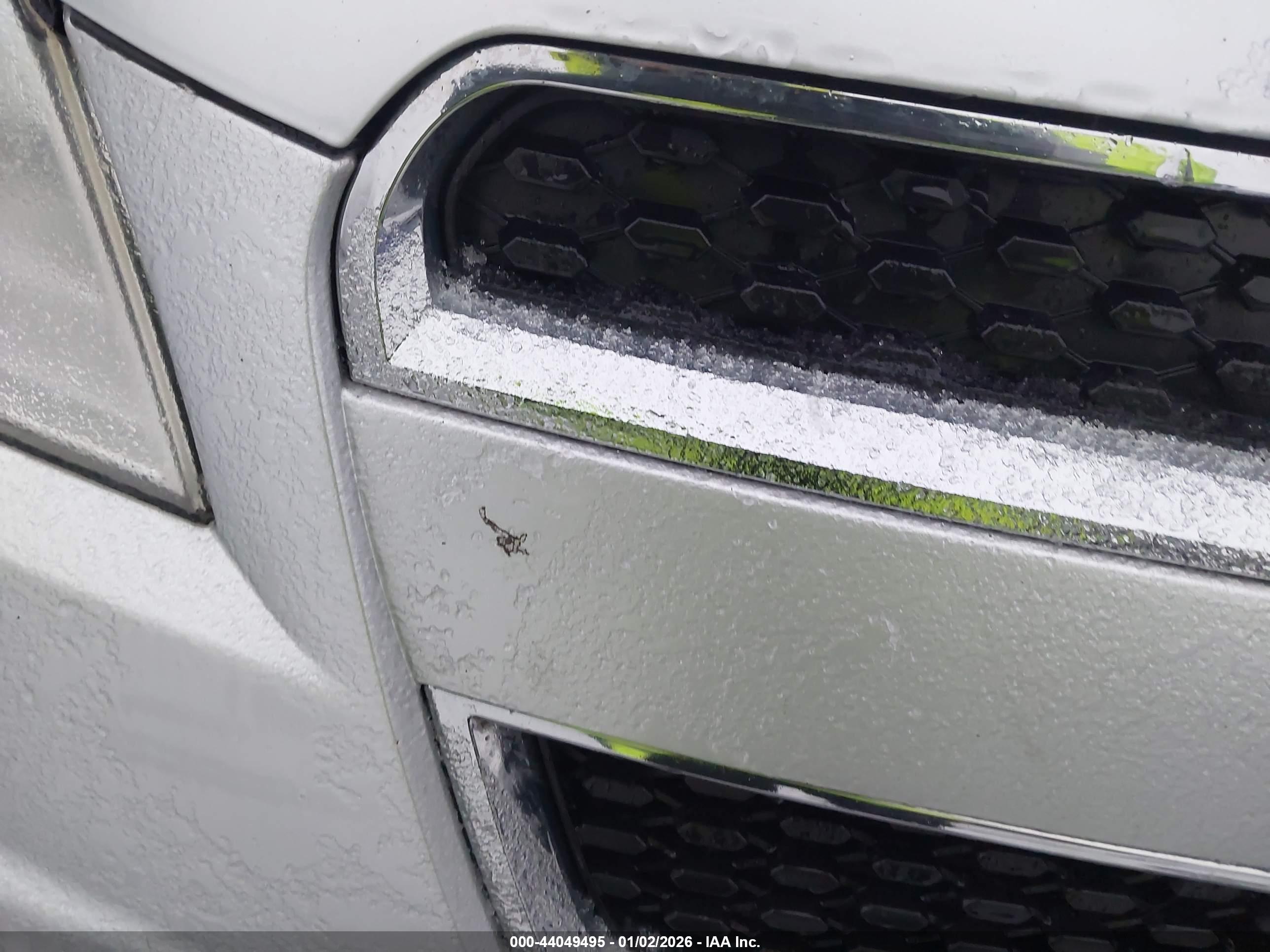 CHEVROLET EQUINOX image 6