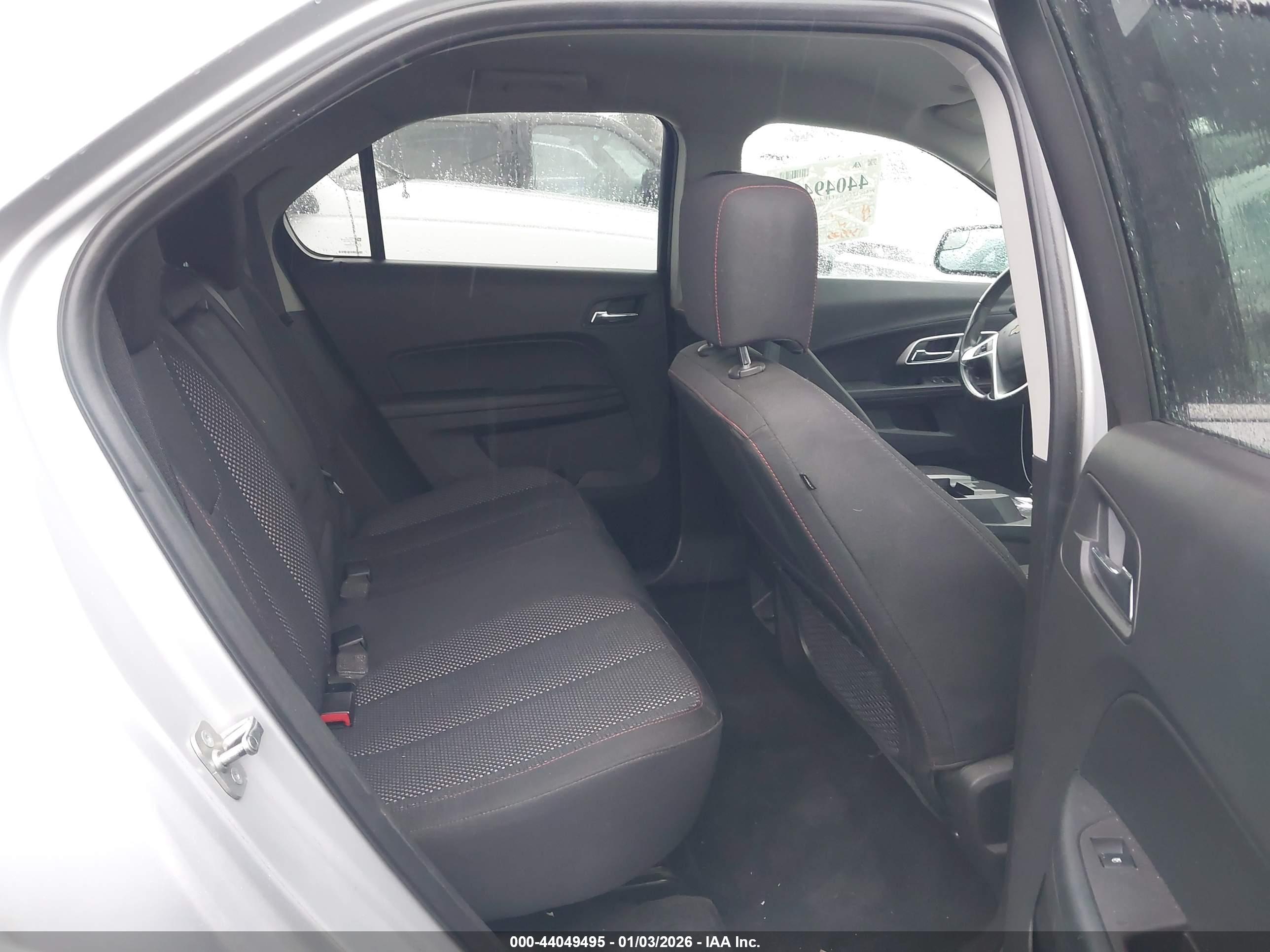 CHEVROLET EQUINOX image 8