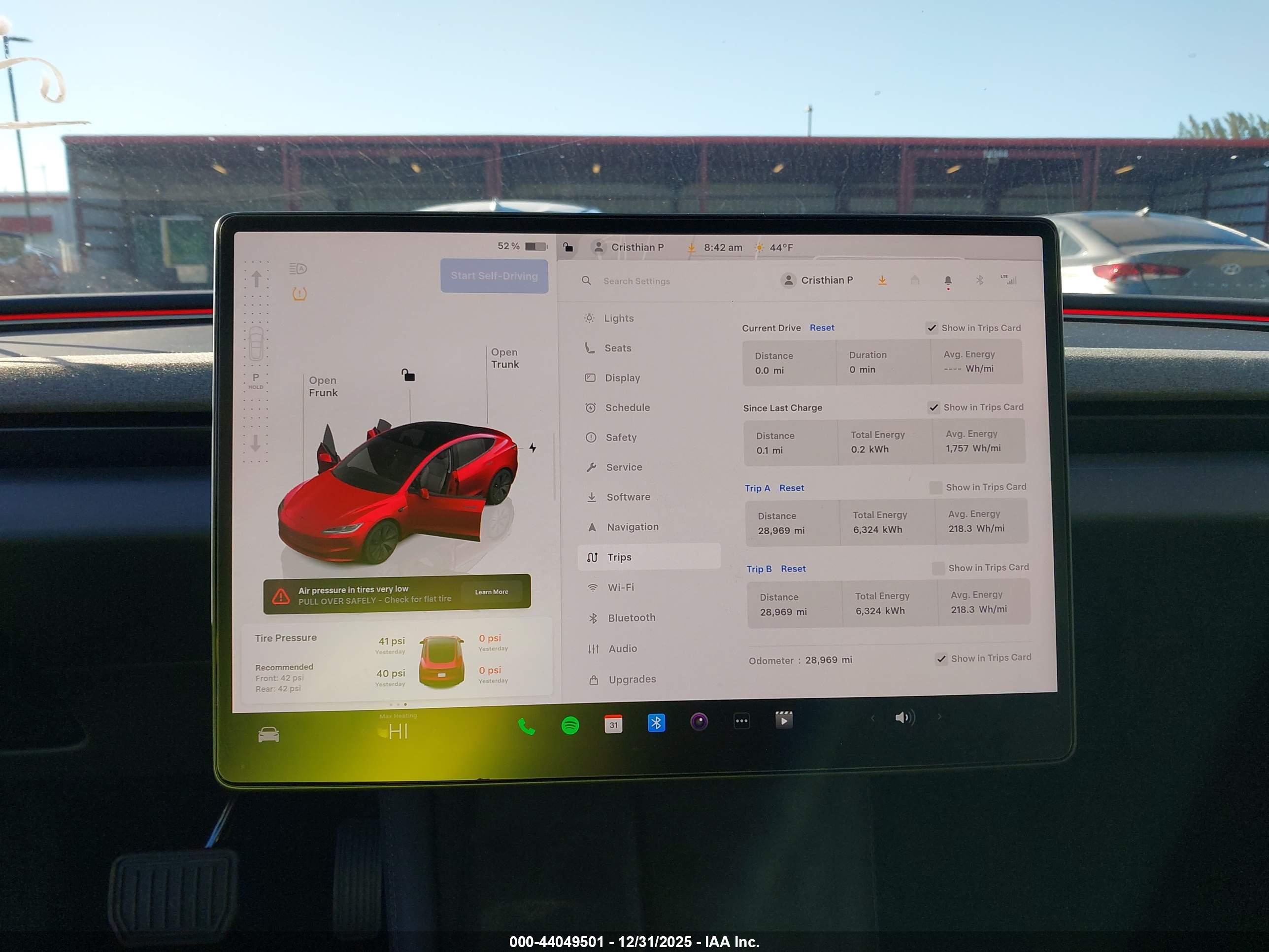 TESLA MODEL image 7