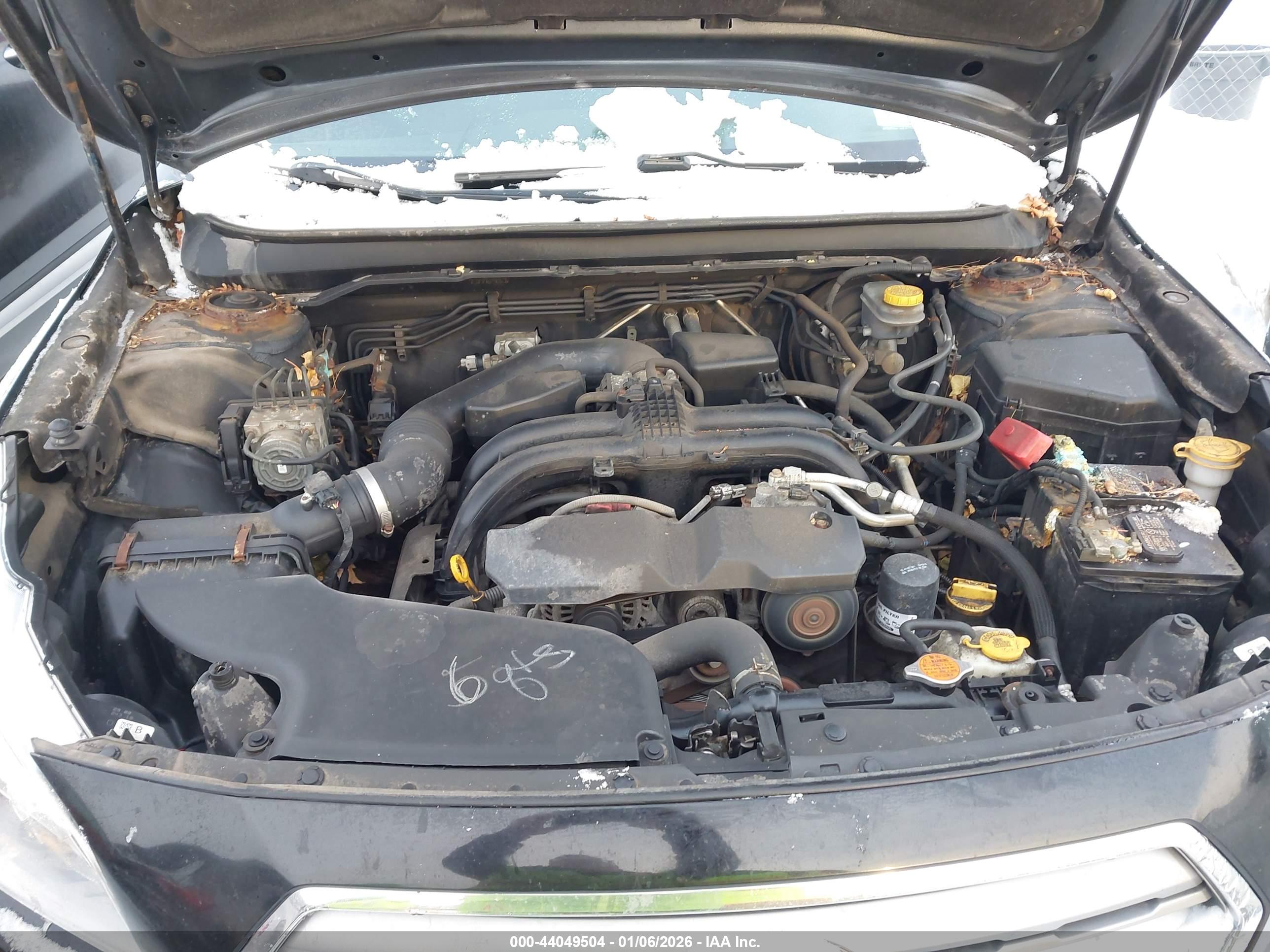 SUBARU OUTBACK image 10