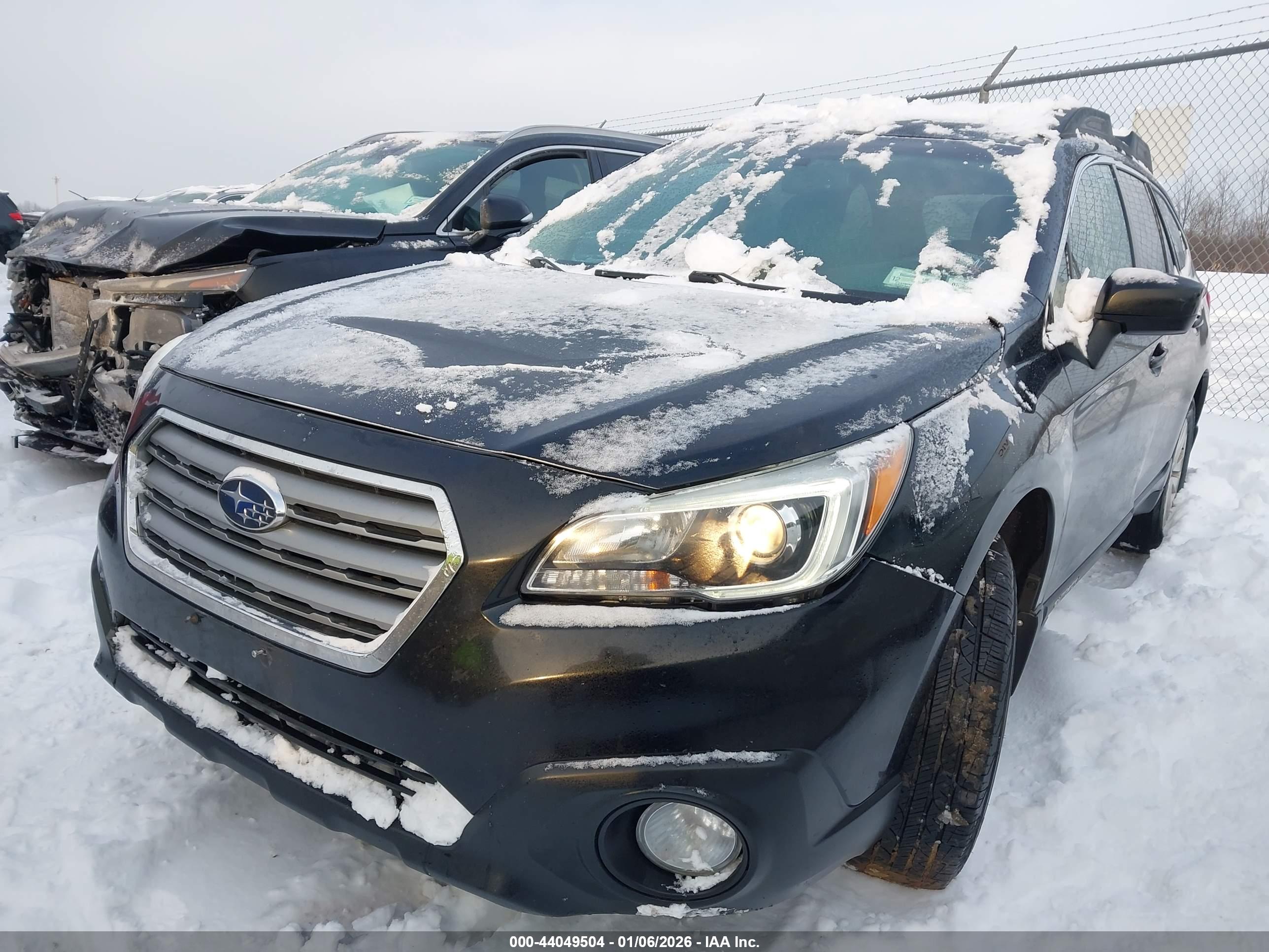 SUBARU OUTBACK image 2