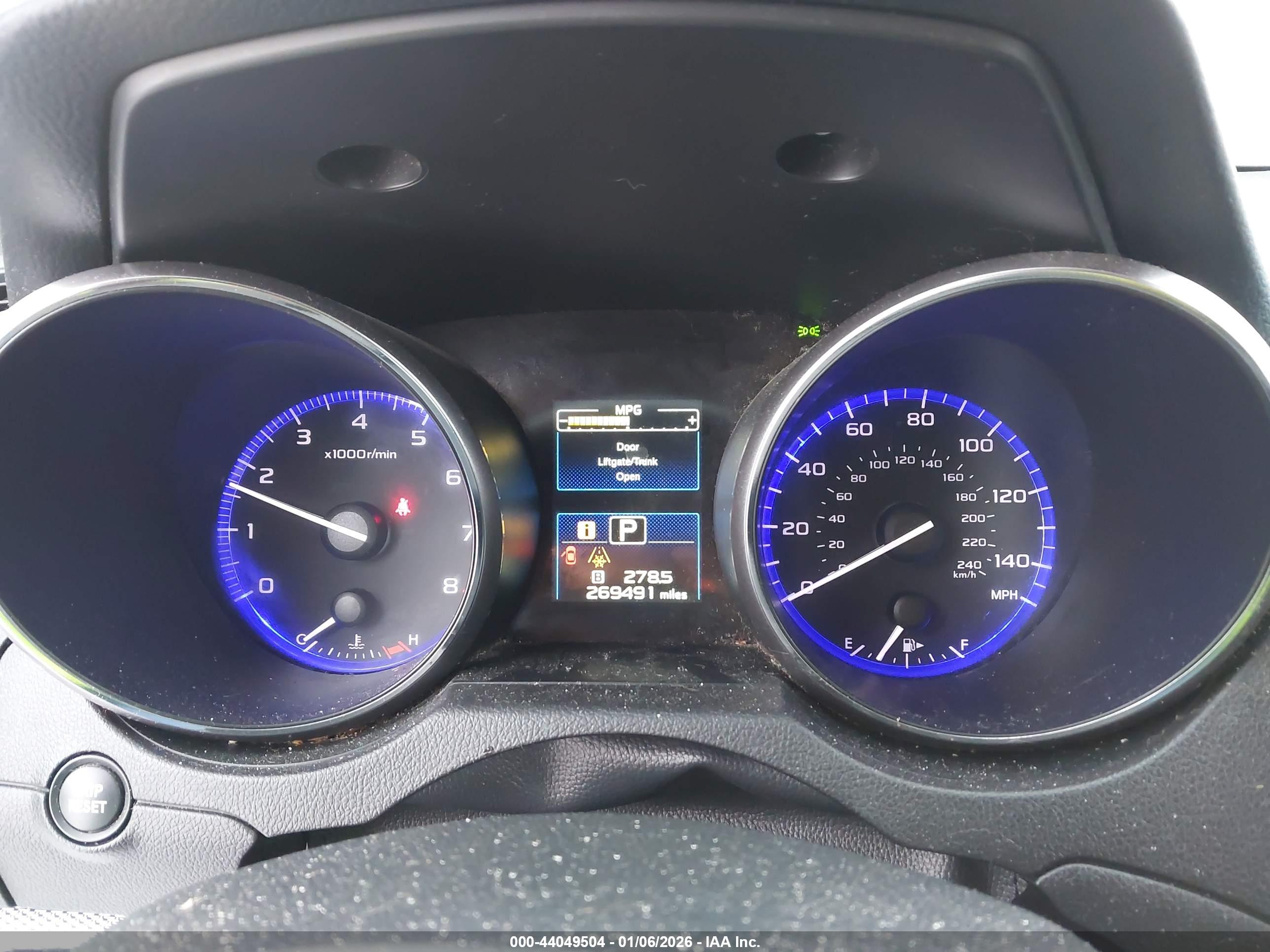SUBARU OUTBACK image 7