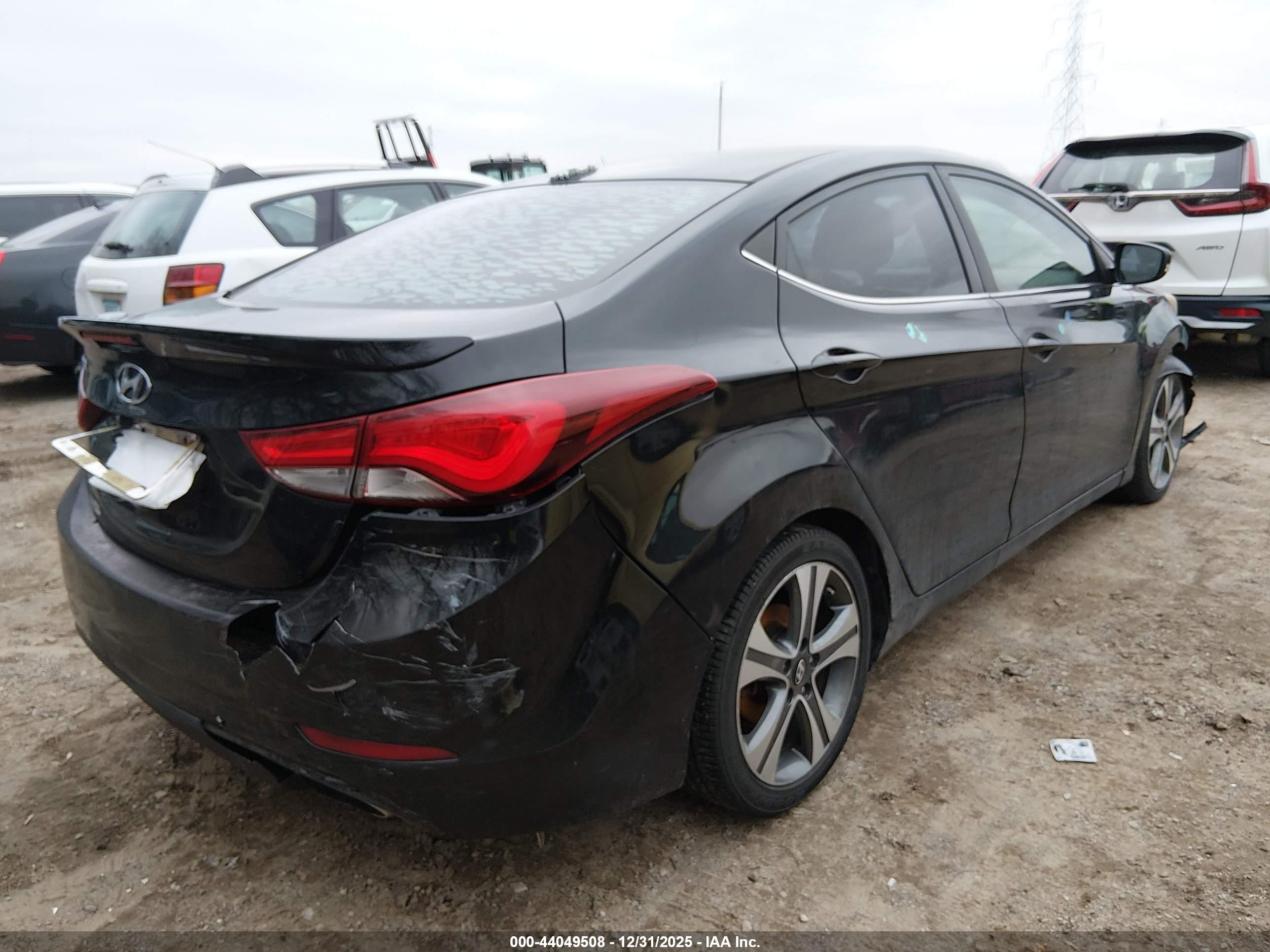 HYUNDAI ELANTRA image 4