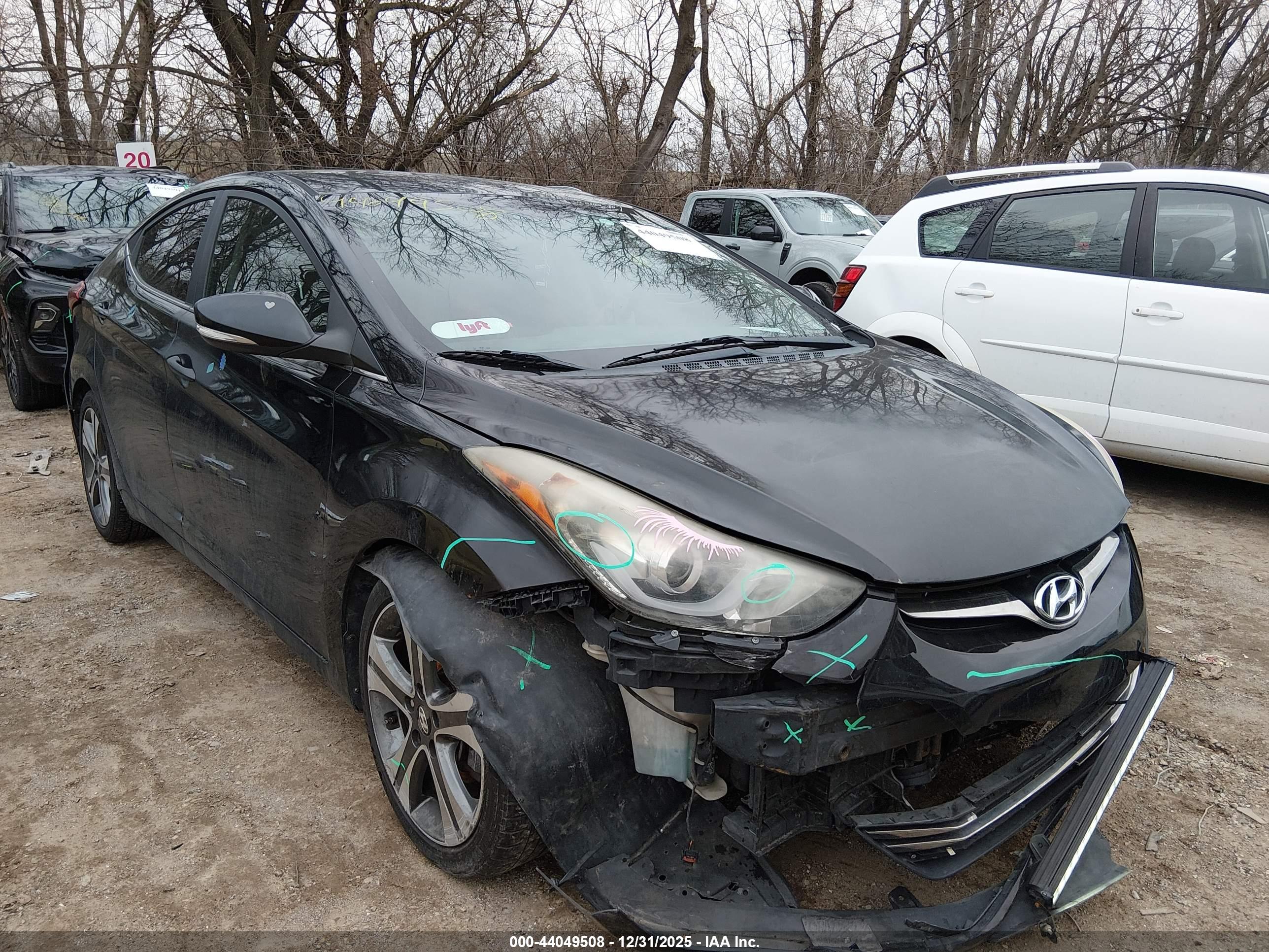 HYUNDAI ELANTRA image 6