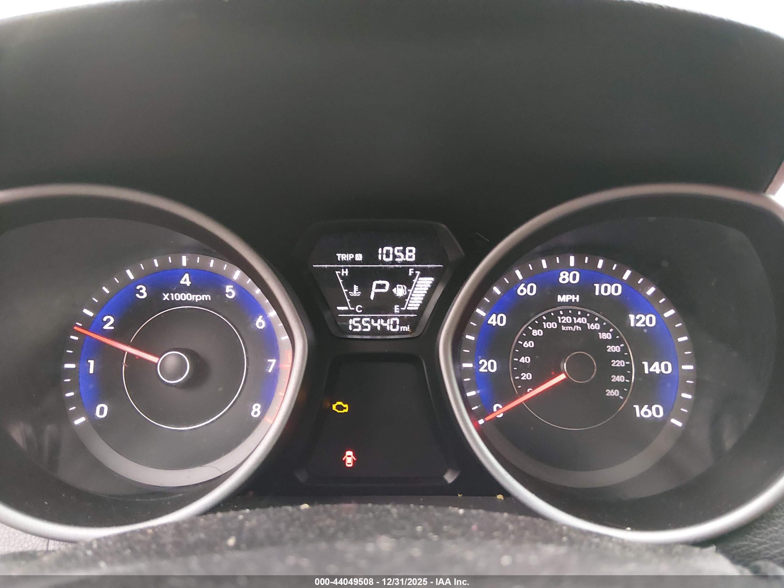 HYUNDAI ELANTRA image 7