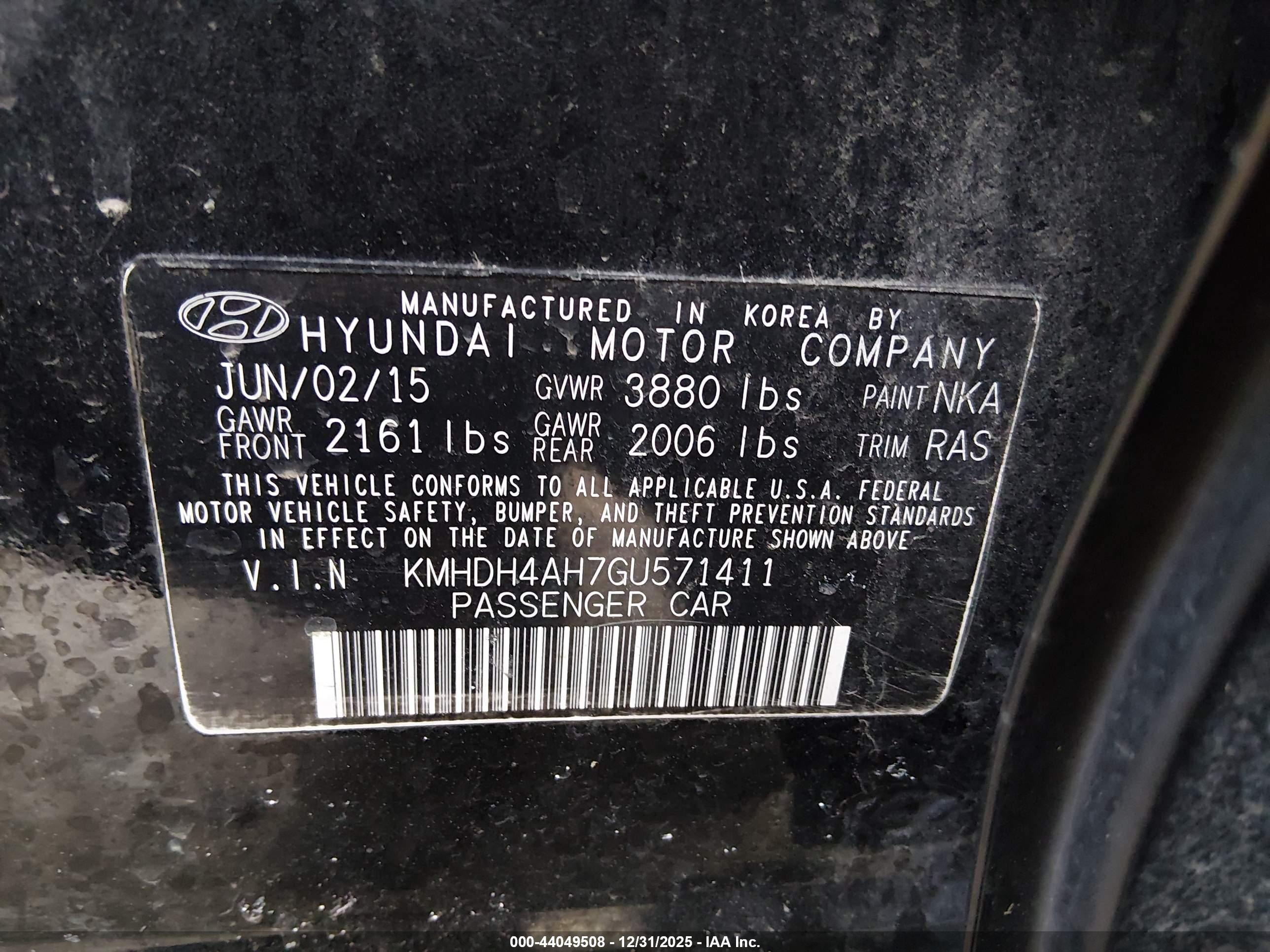 HYUNDAI ELANTRA image 9