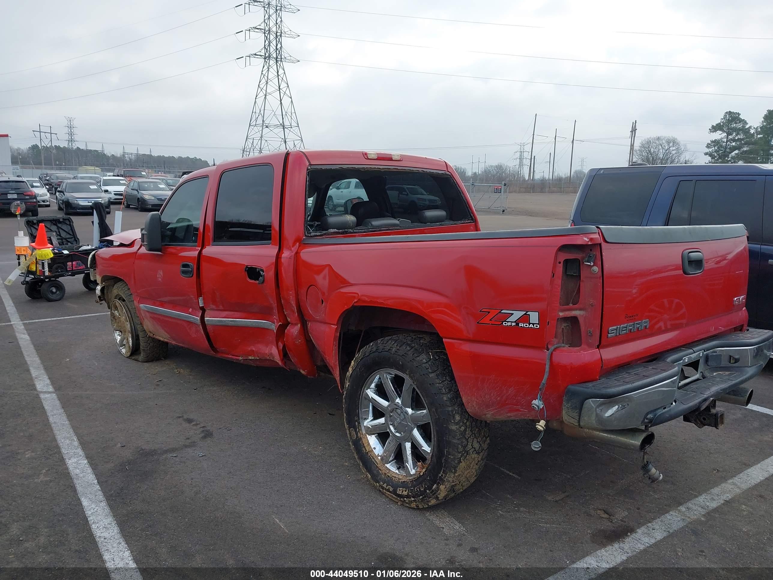 GMC SIERRA image 3