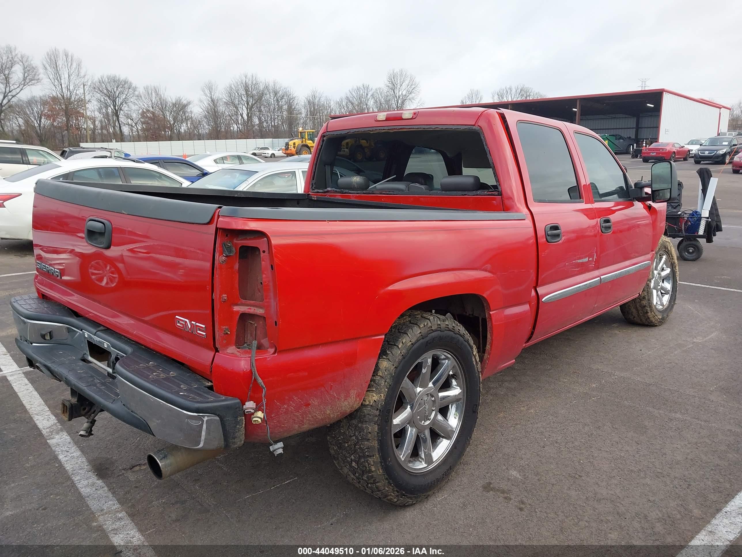 GMC SIERRA image 4