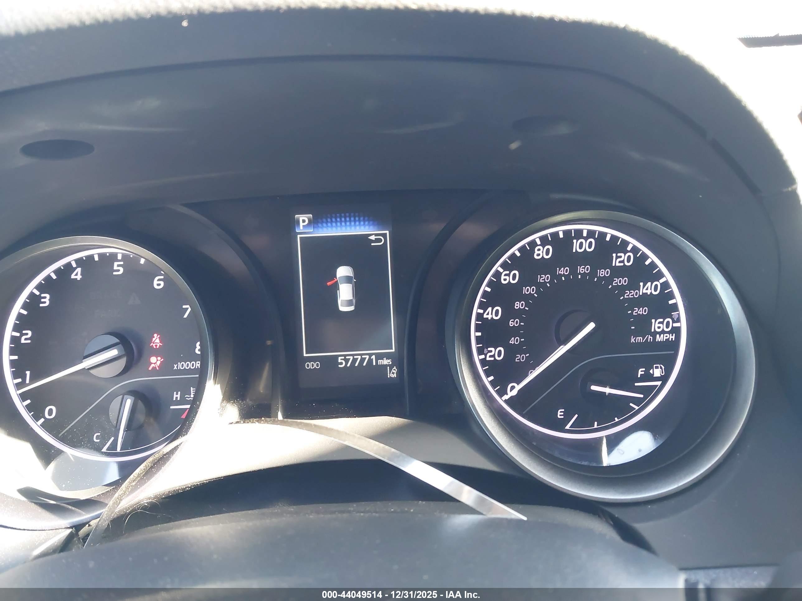 TOYOTA CAMRY image 7