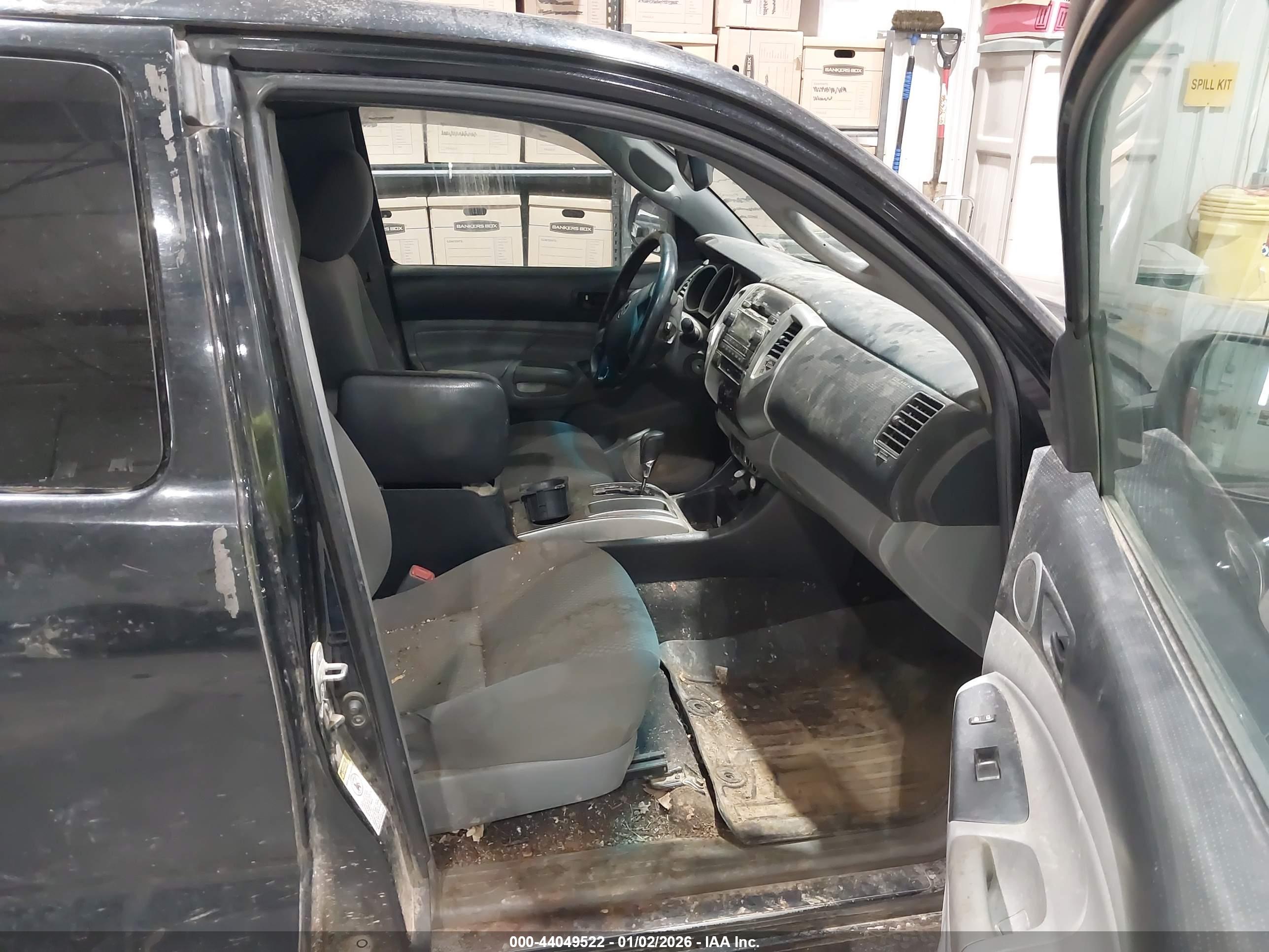 TOYOTA TACOMA image 5