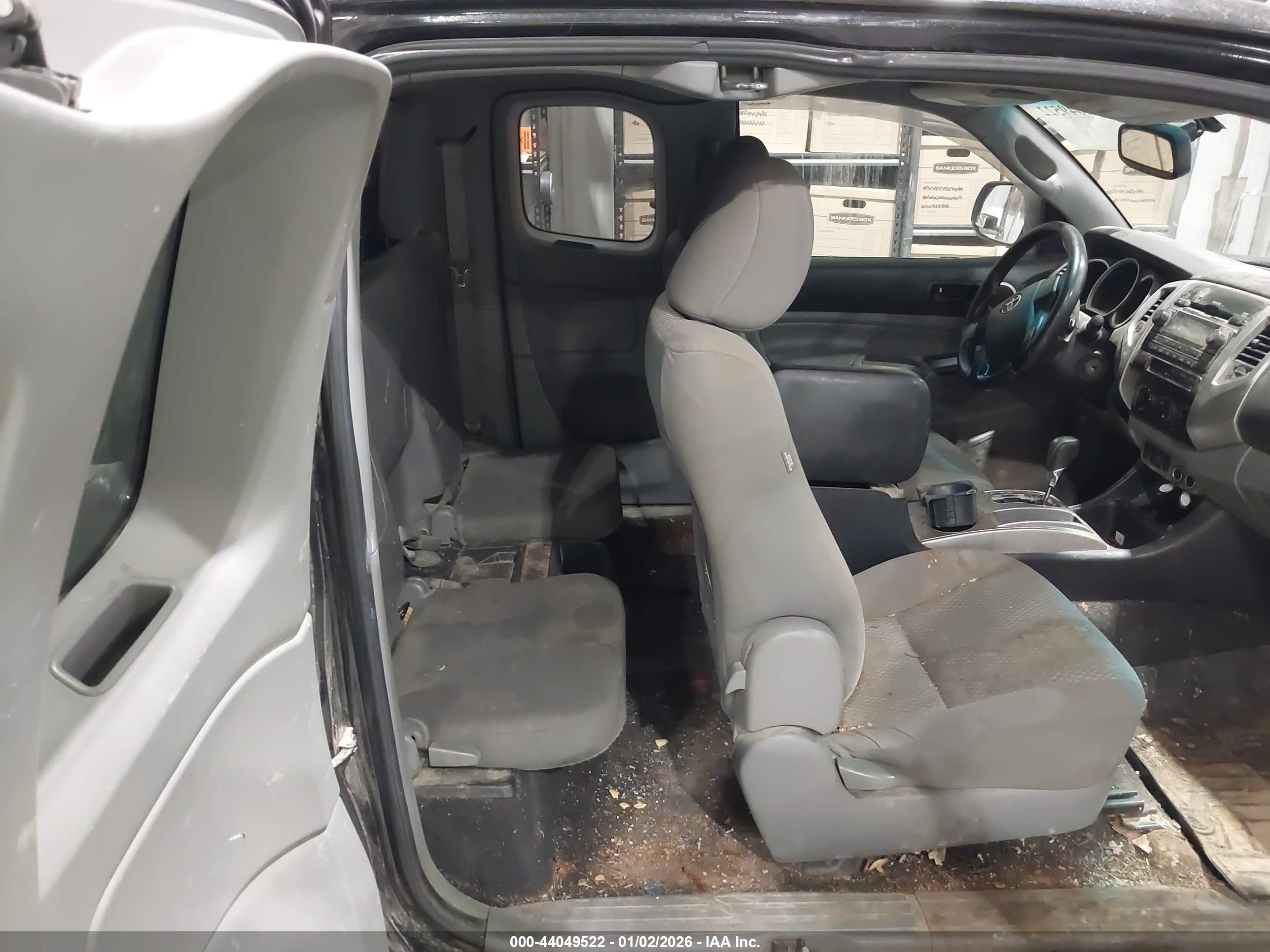 TOYOTA TACOMA image 8