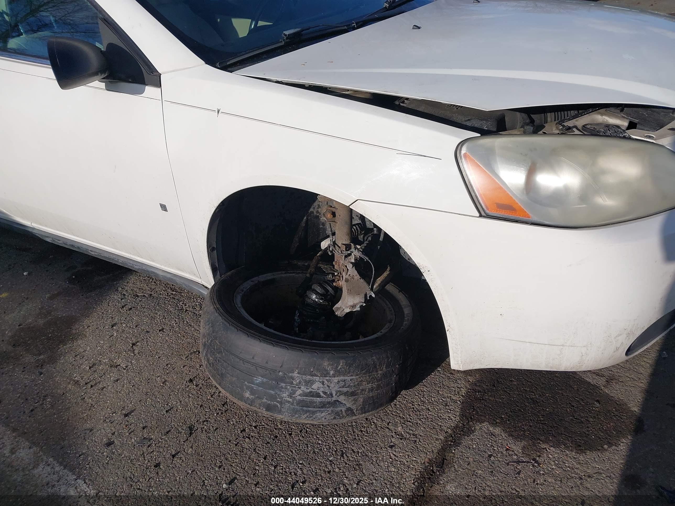 PONTIAC G6 image 6