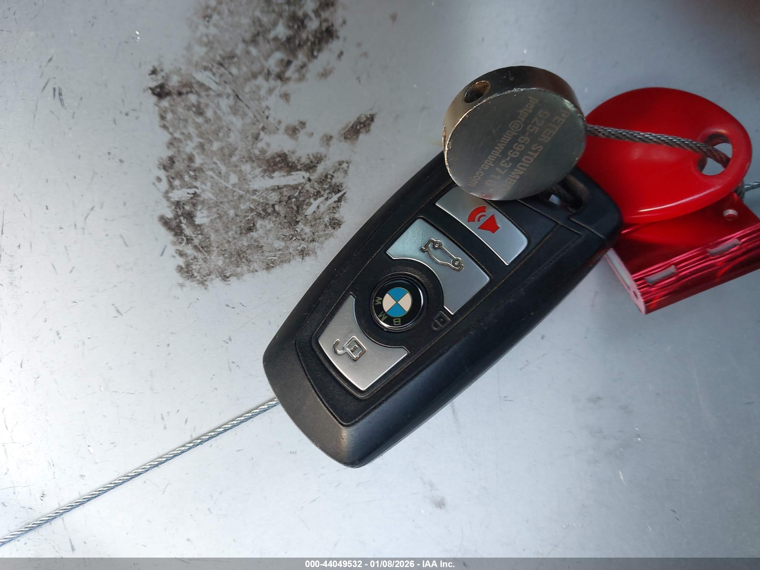 BMW 528I image 11