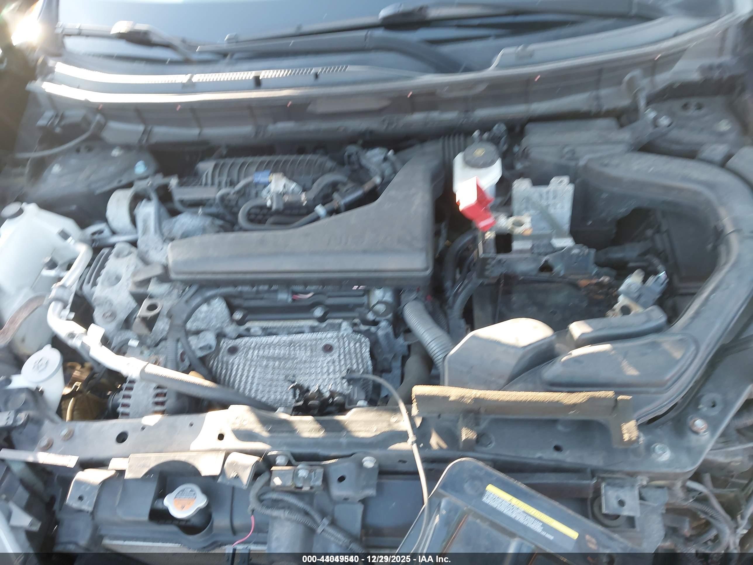 NISSAN ROGUE image 10