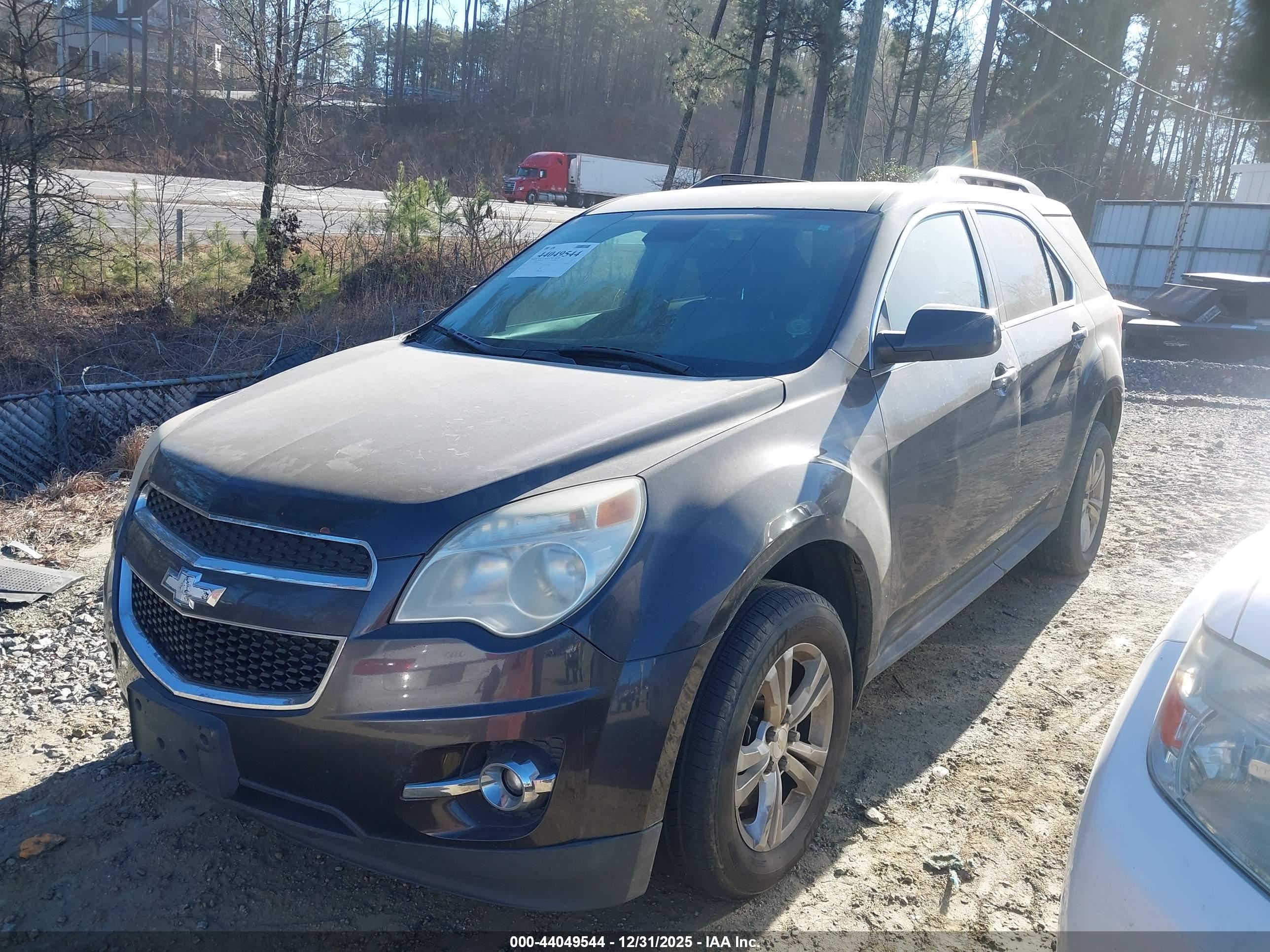 CHEVROLET EQUINOX image 2