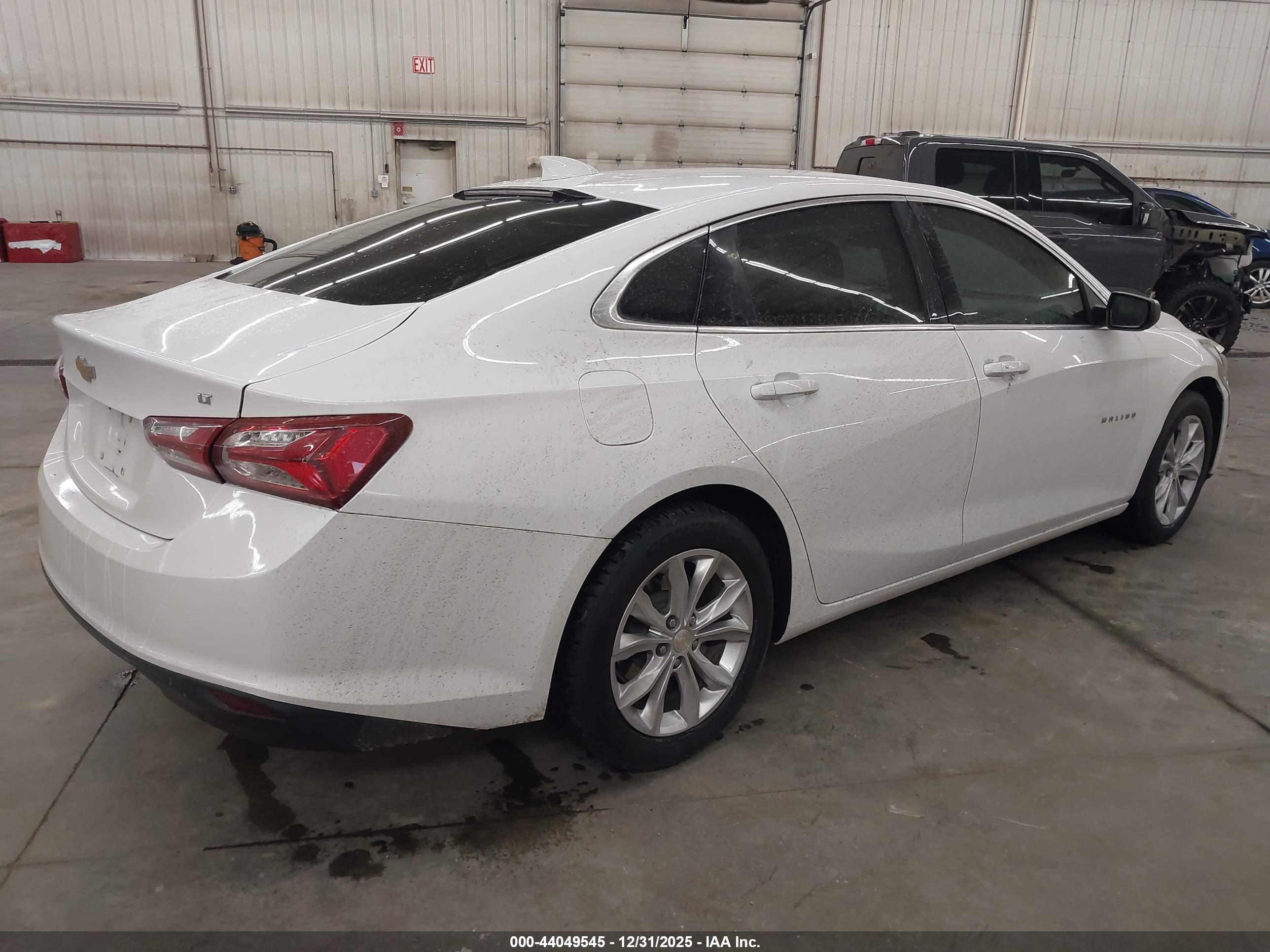CHEVROLET MALIBU image 4