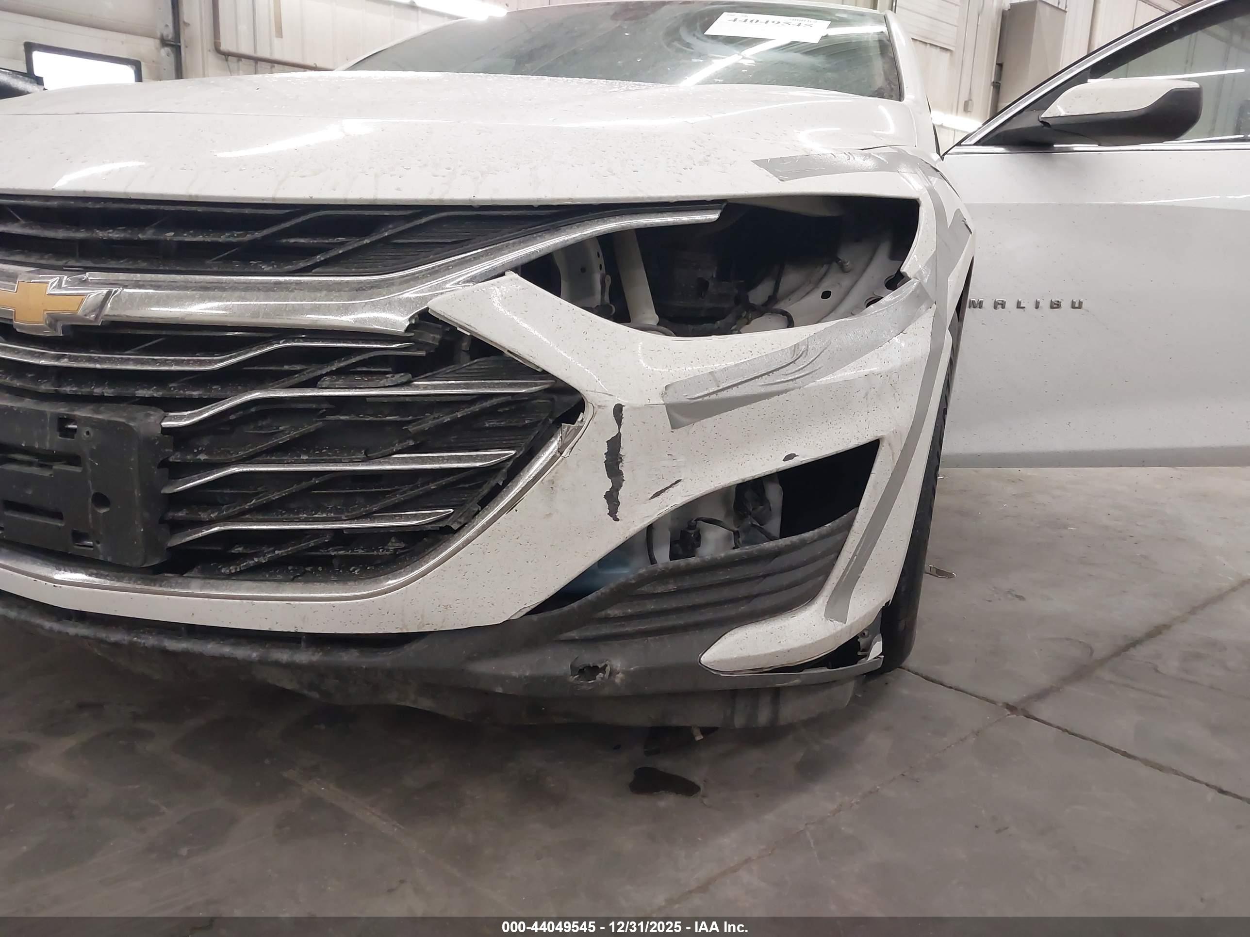 CHEVROLET MALIBU image 6