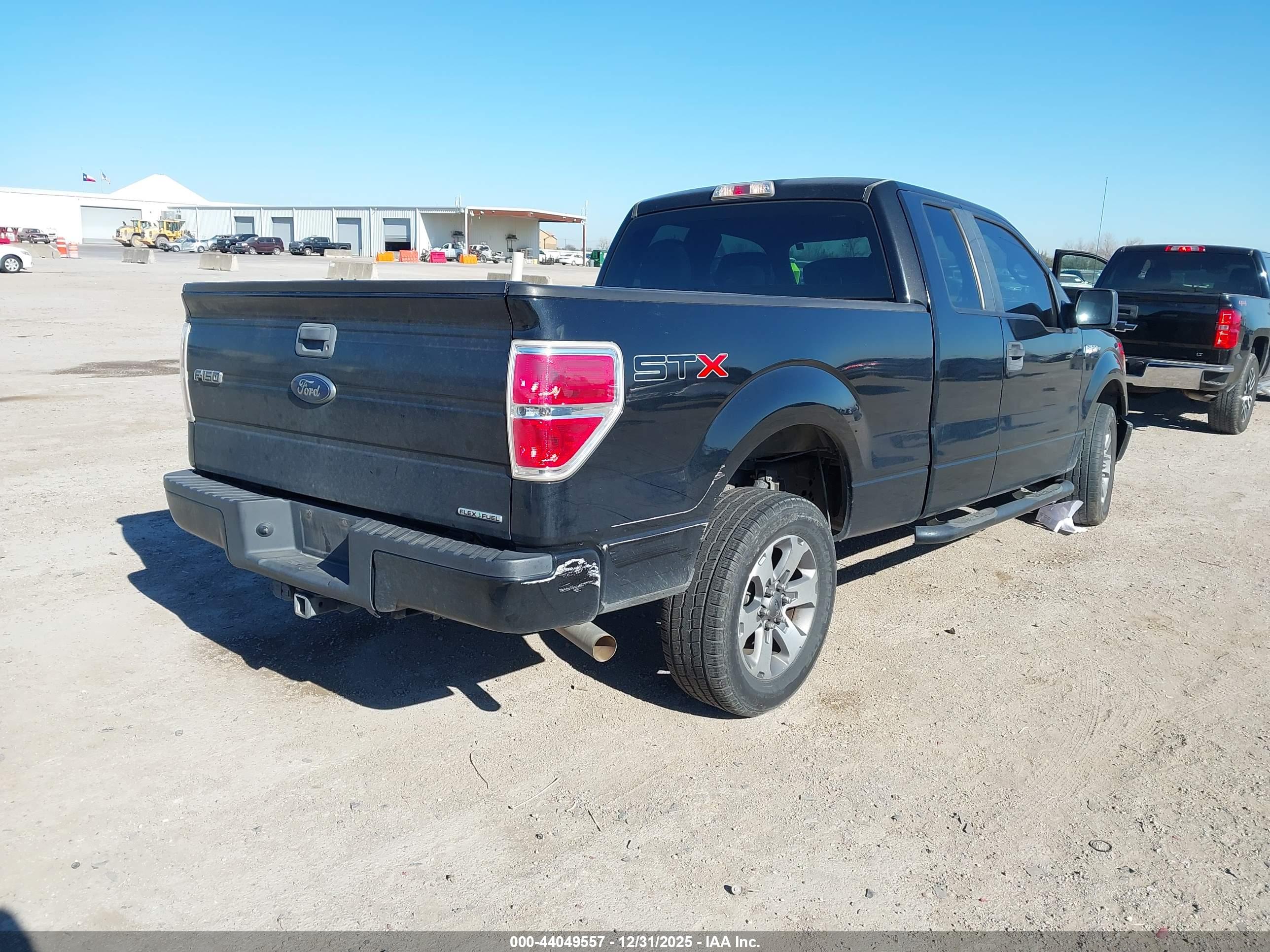 FORD F-150 image 4