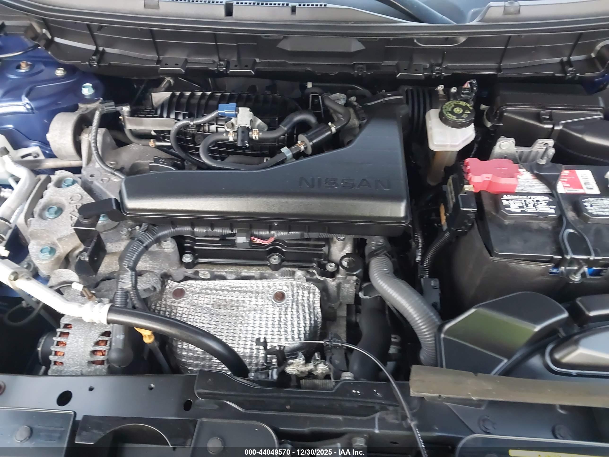 NISSAN ROGUE image 10
