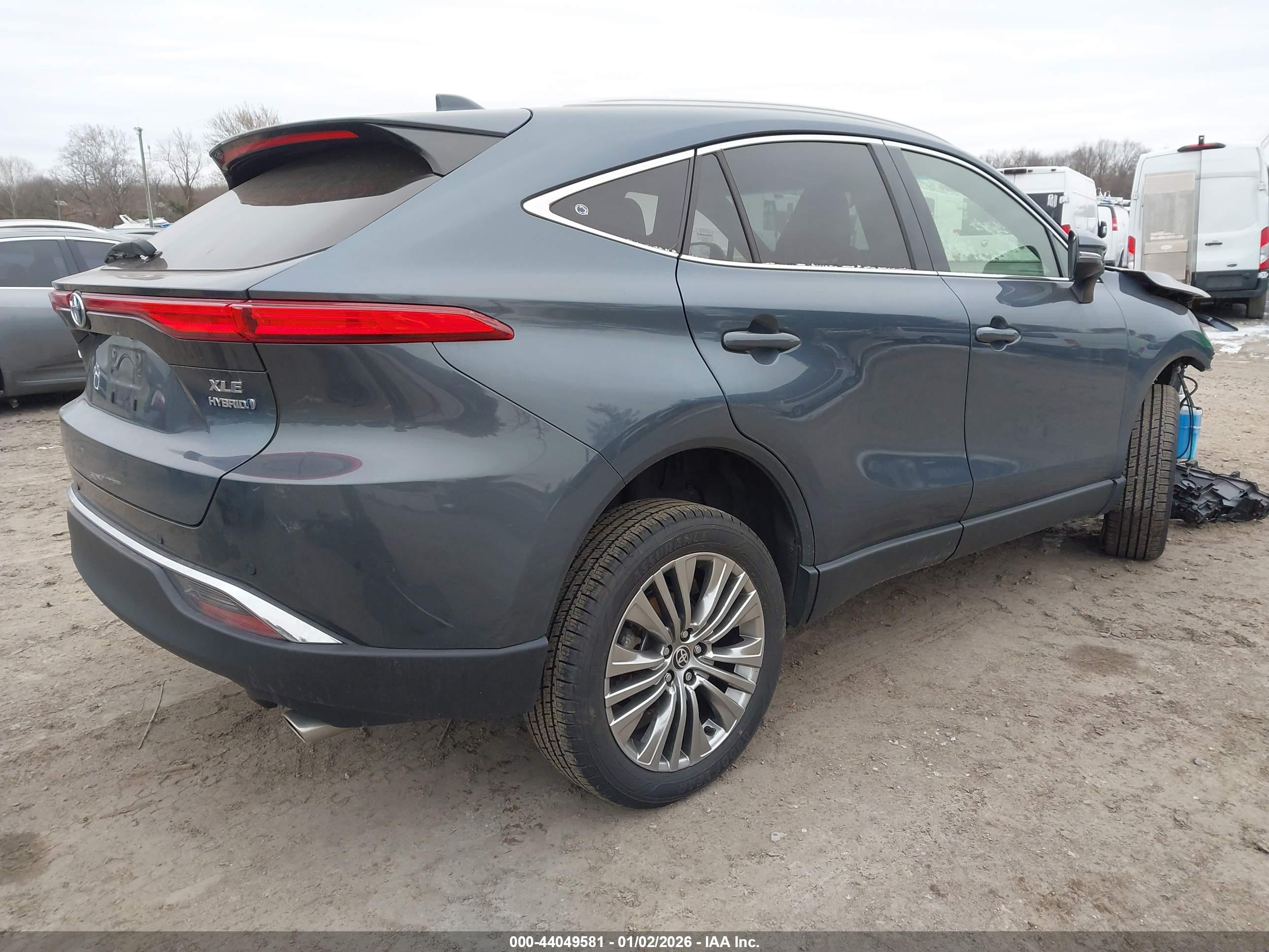 TOYOTA VENZA image 4