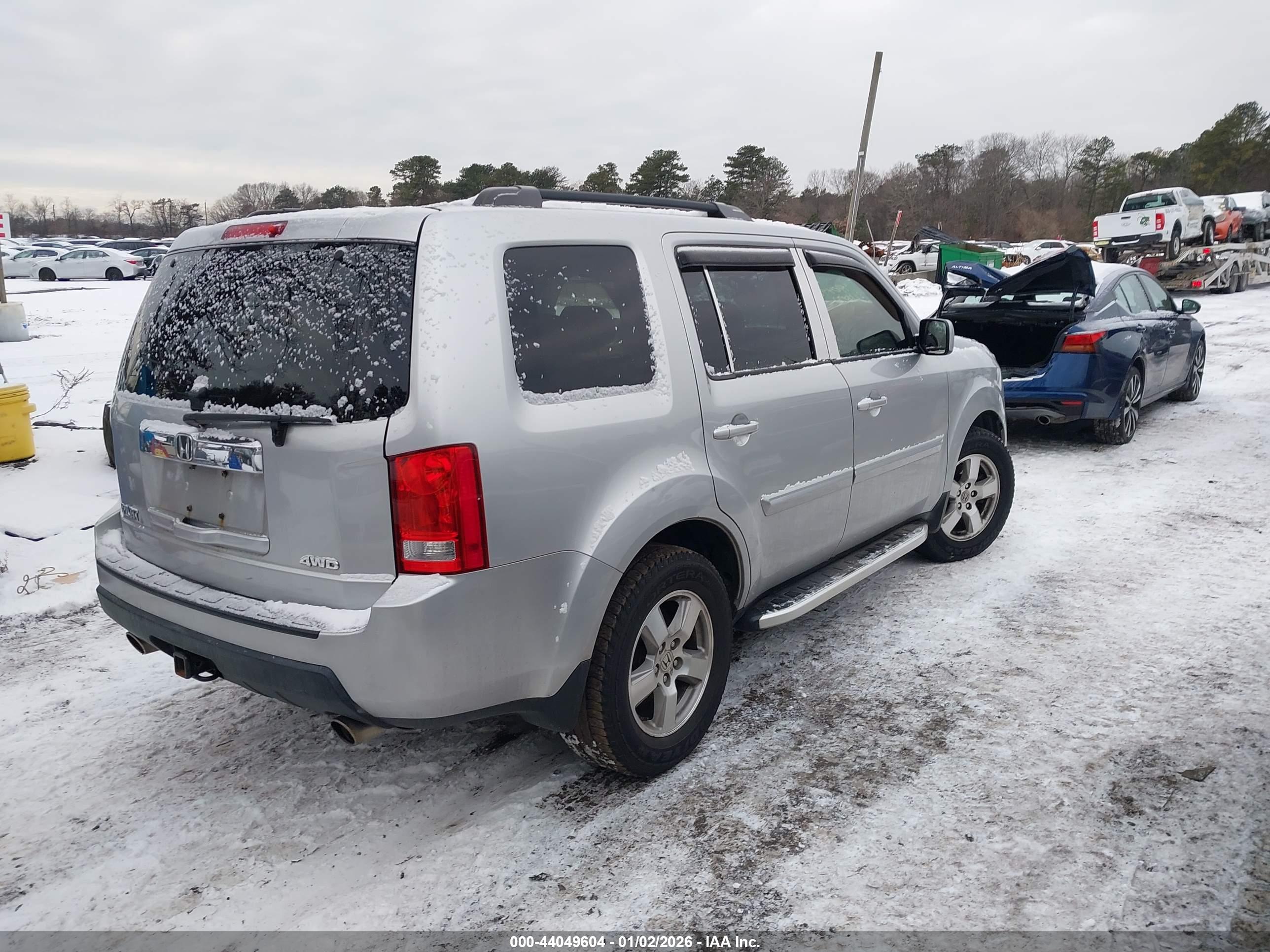 HONDA PILOT image 4