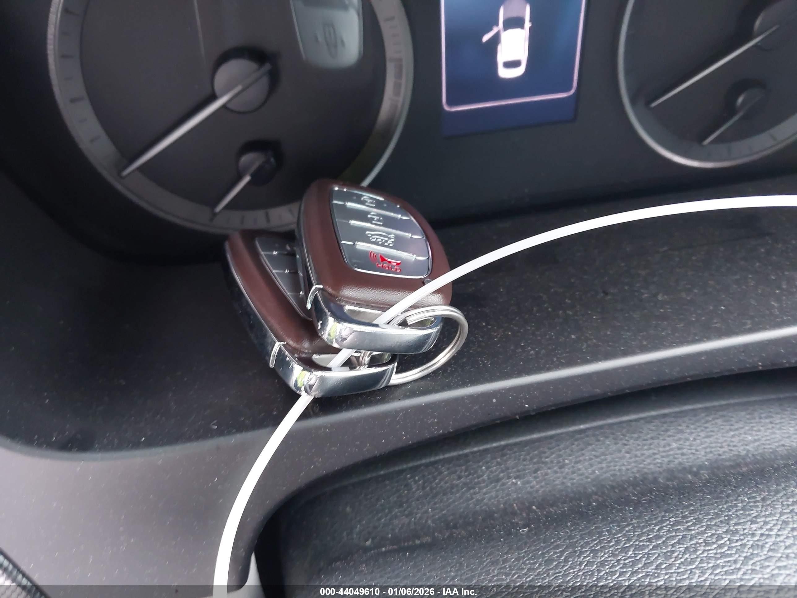 HYUNDAI SONATA image 11