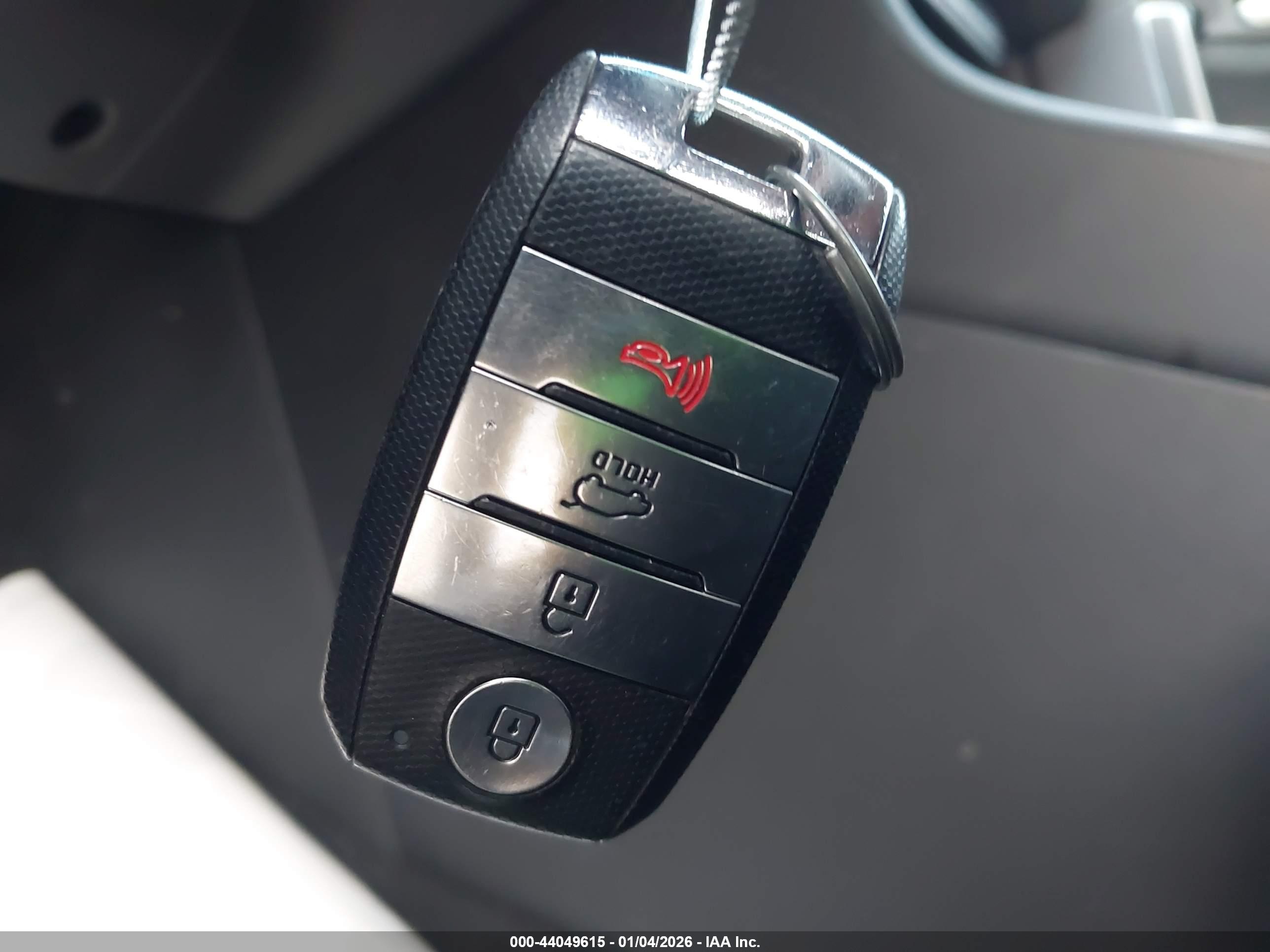 KIA SPORTAGE image 11