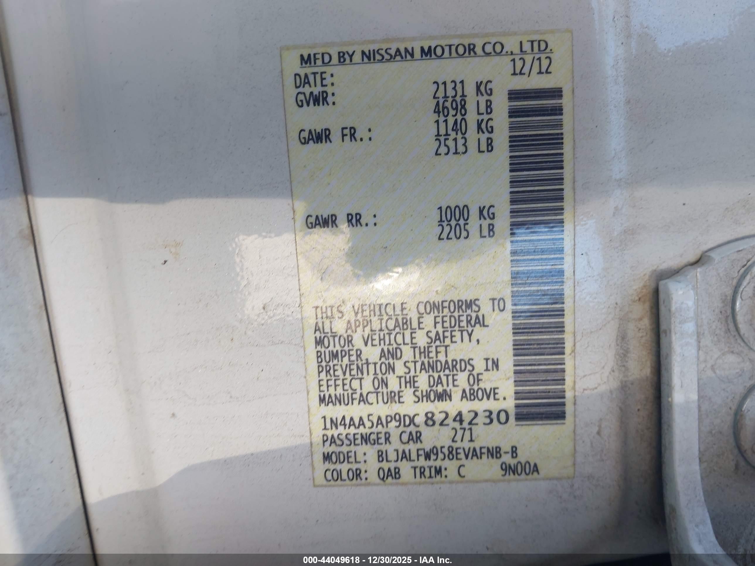 NISSAN MAXIMA image 9