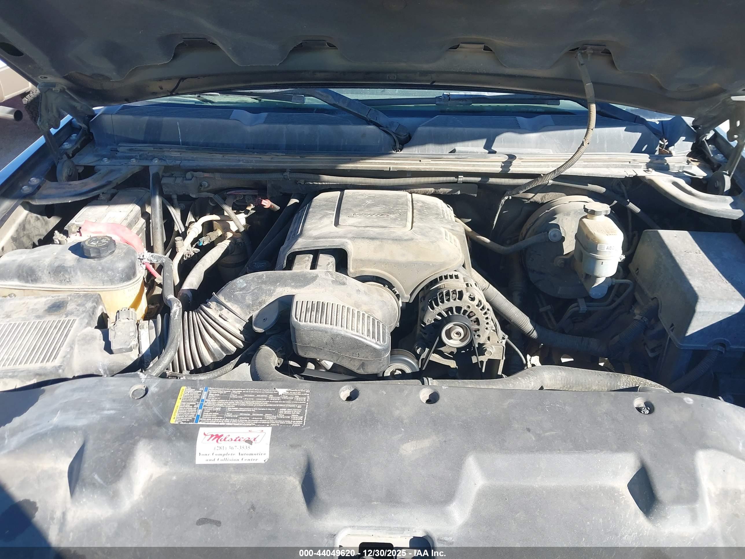 CHEVROLET SILVERADO image 10