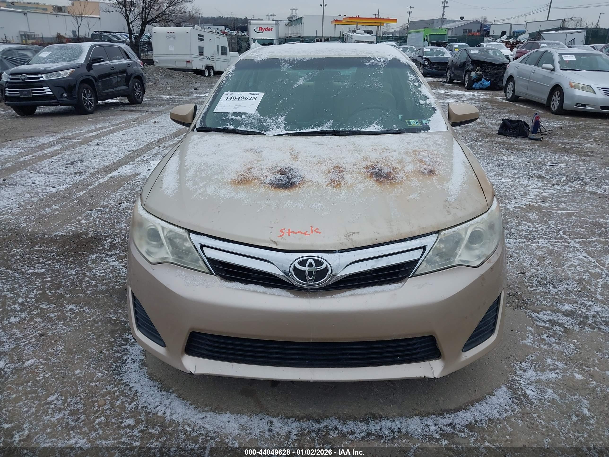 TOYOTA CAMRY image 6