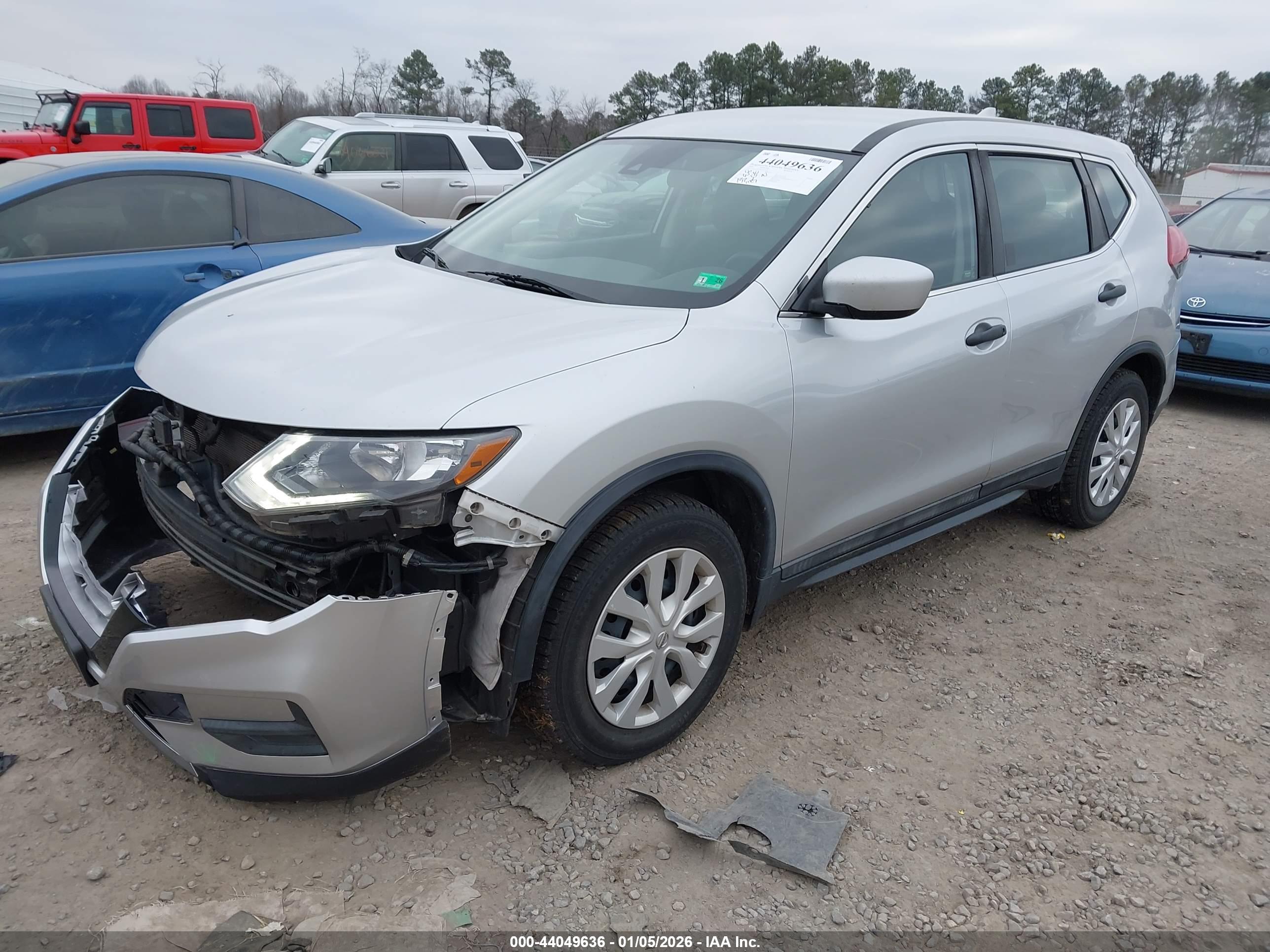 NISSAN ROGUE image 2