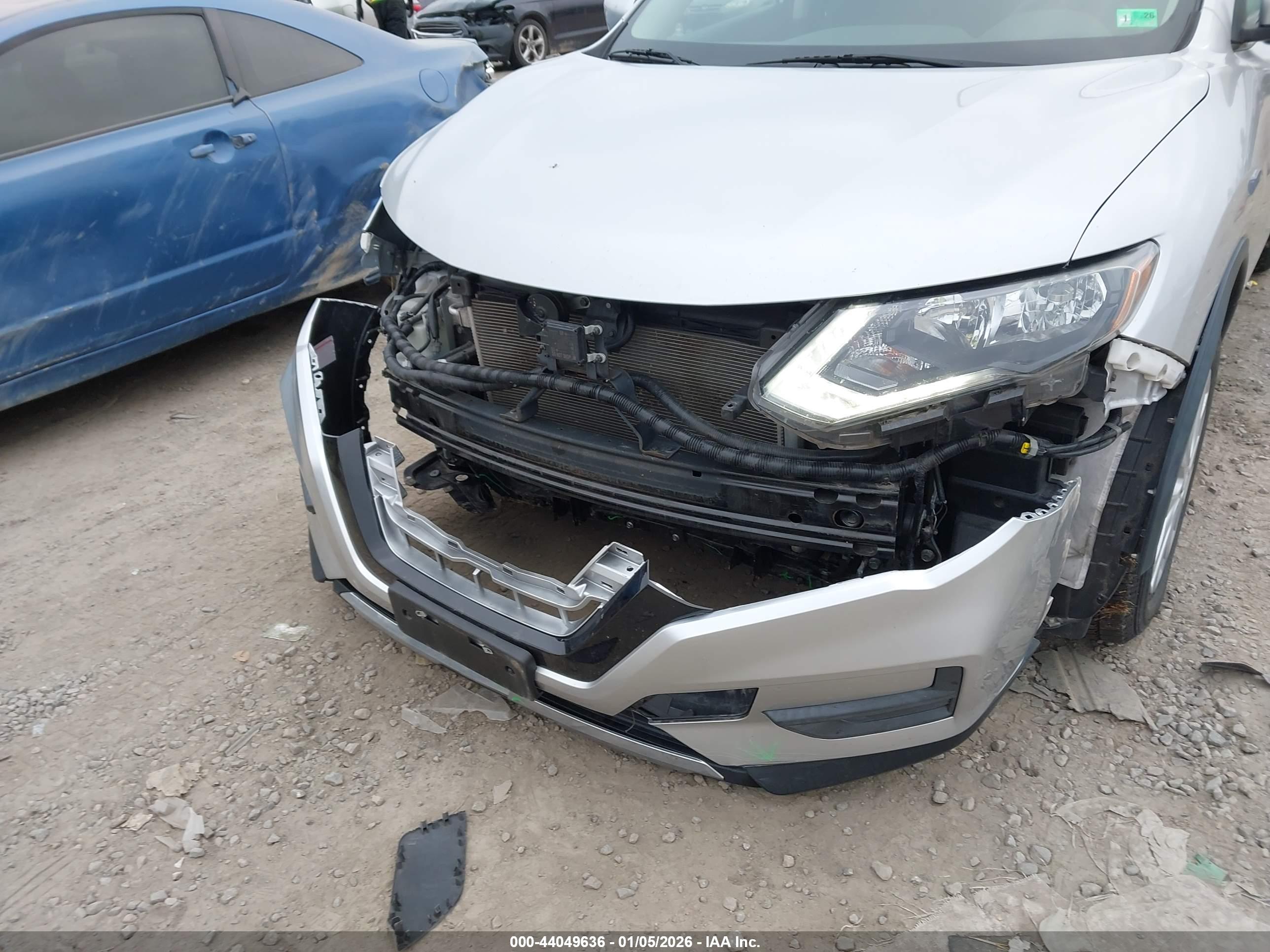 NISSAN ROGUE image 6