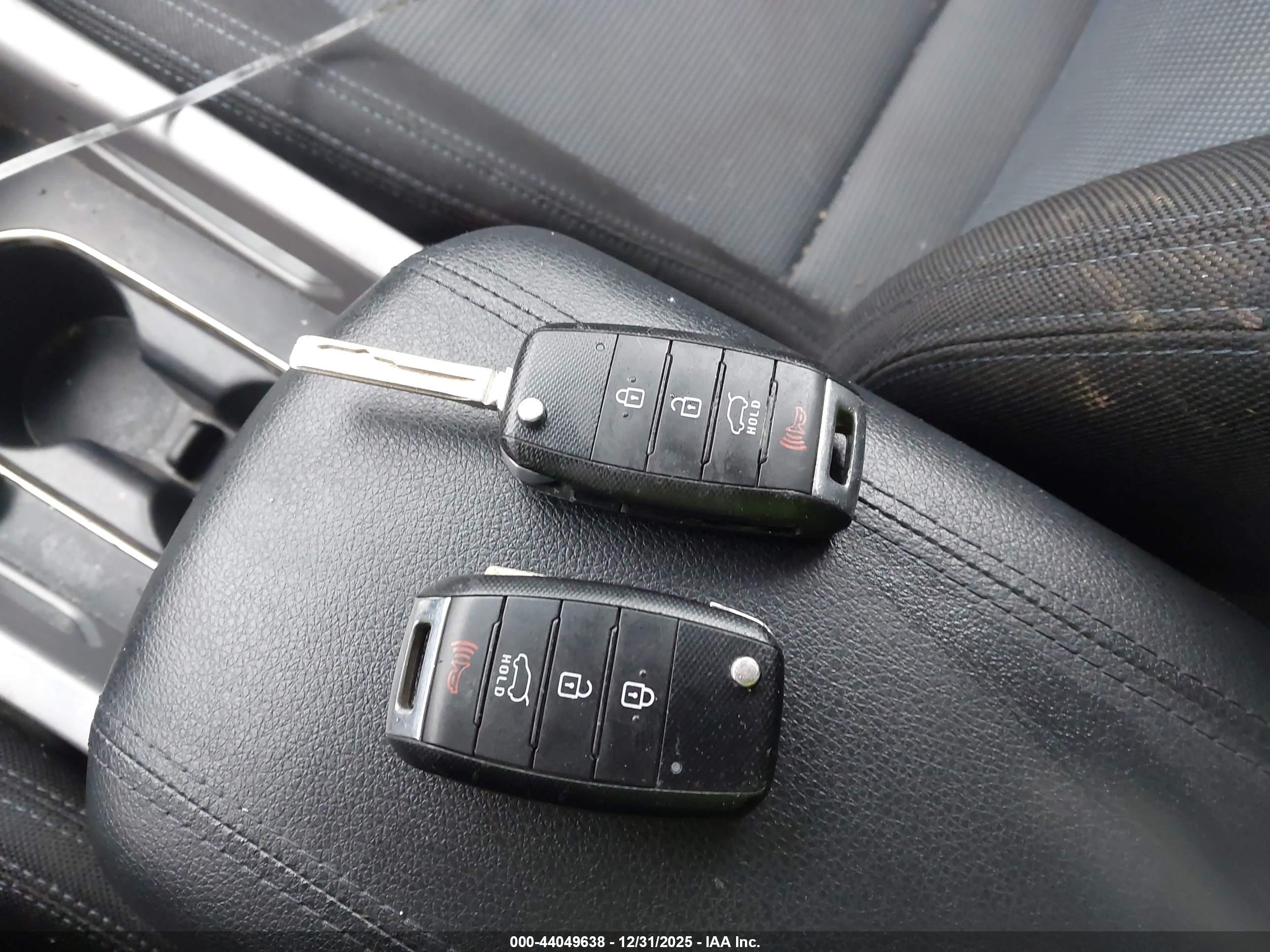 KIA SPORTAGE image 11