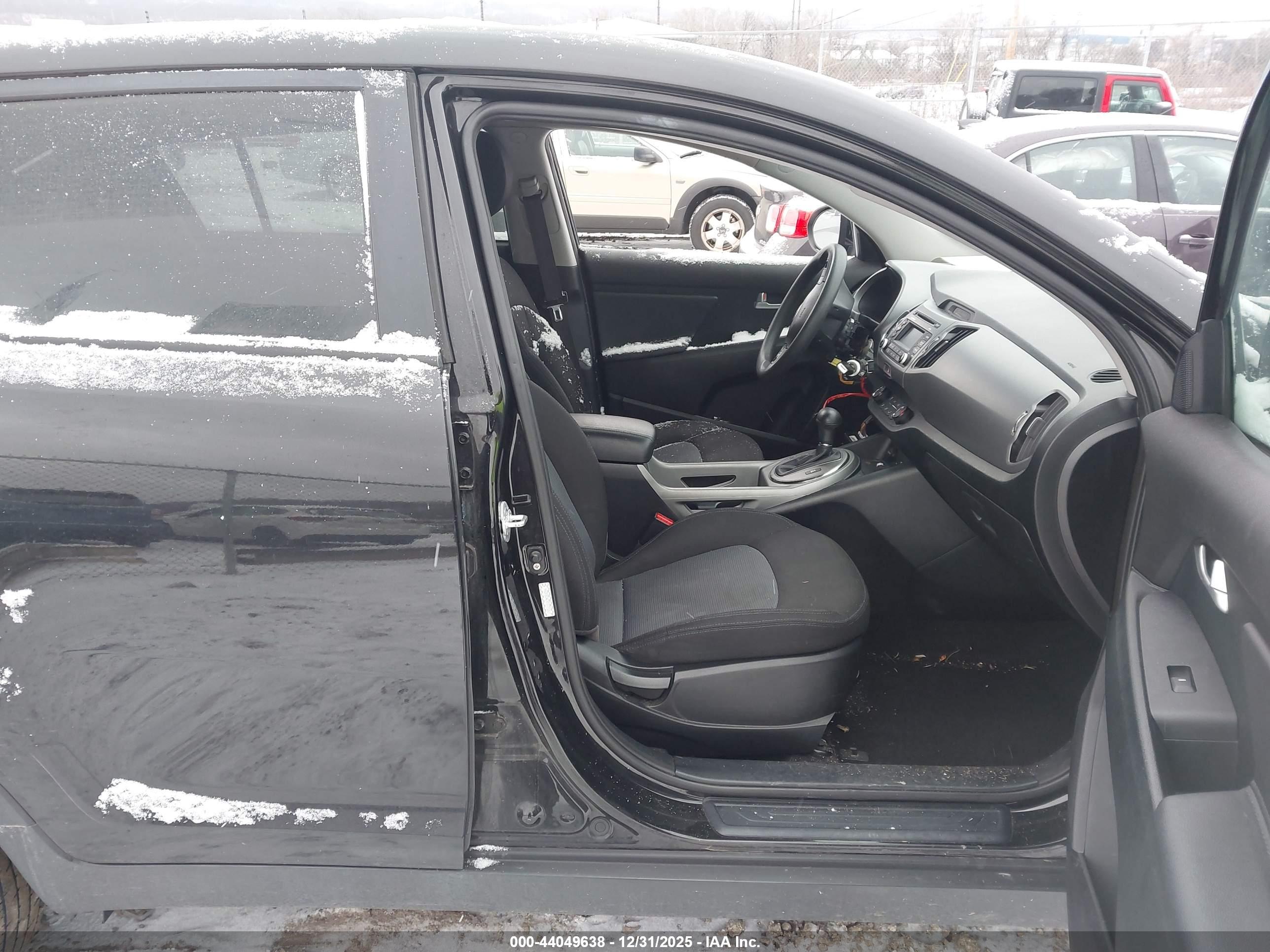 KIA SPORTAGE image 5