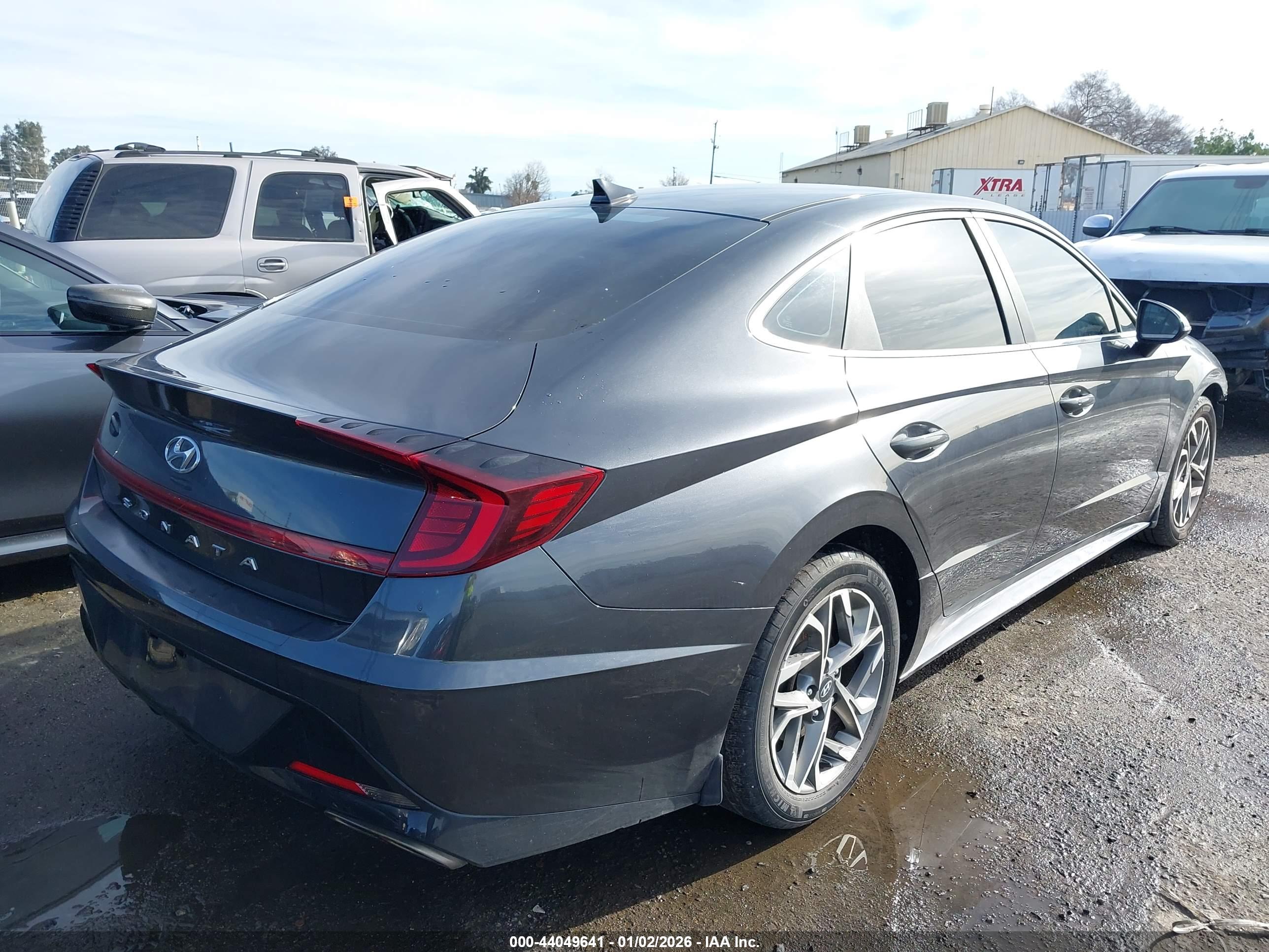 HYUNDAI SONATA image 4