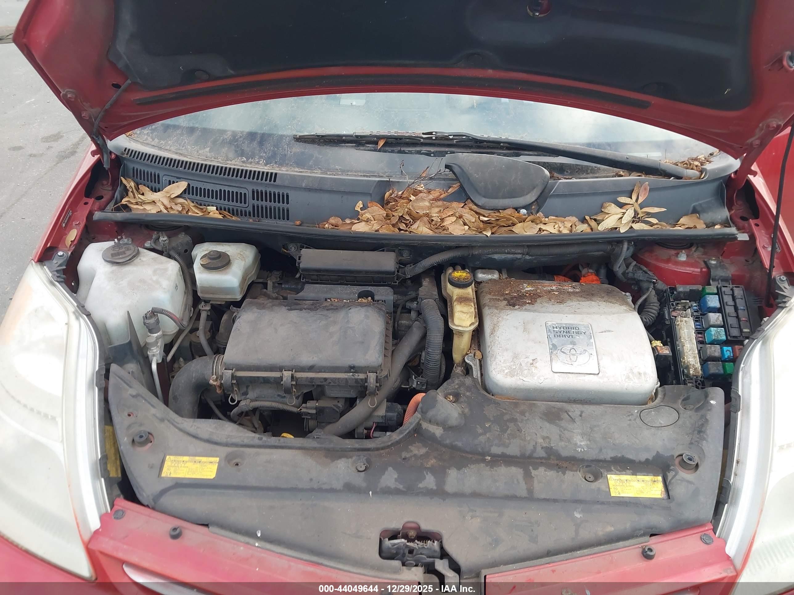 TOYOTA PRIUS image 10