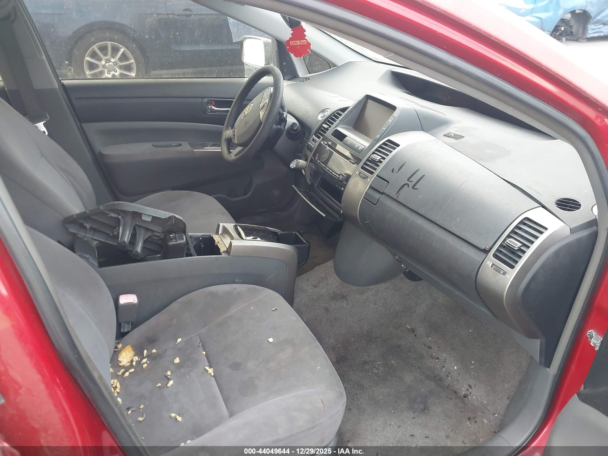 TOYOTA PRIUS image 5