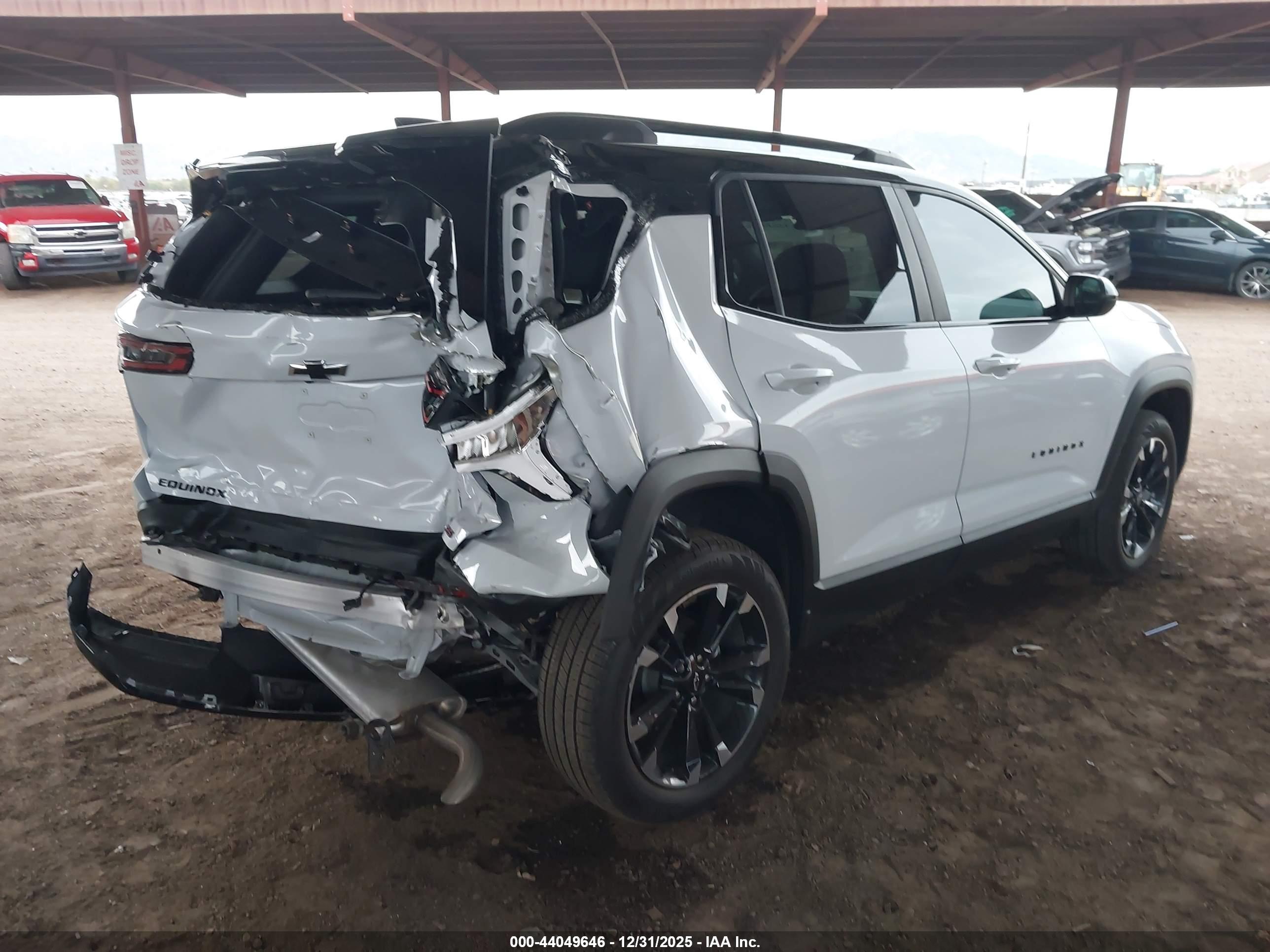 CHEVROLET EQUINOX image 4