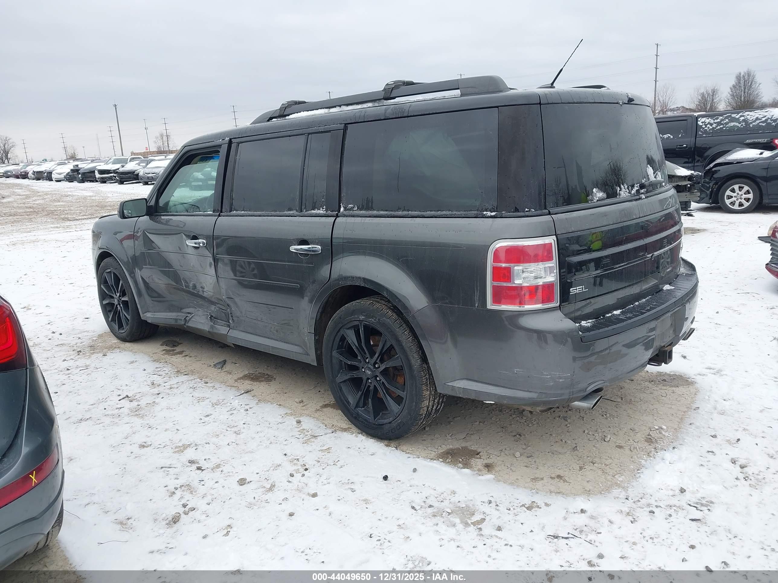 FORD FLEX image 3