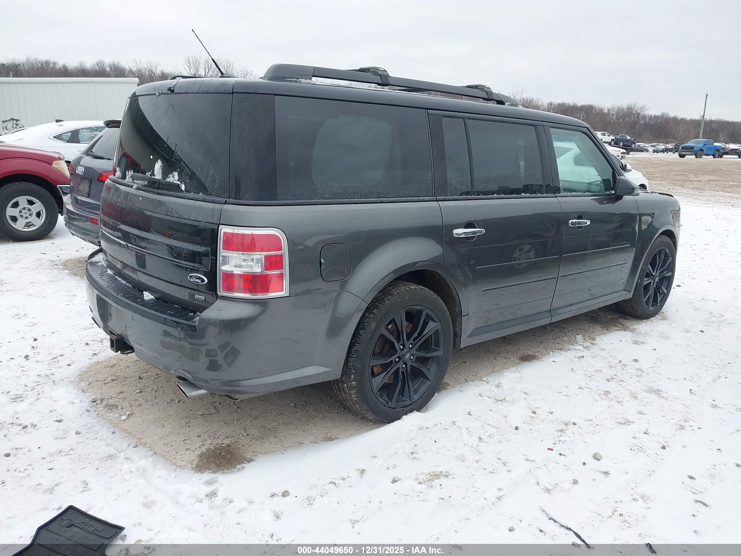 FORD FLEX image 4