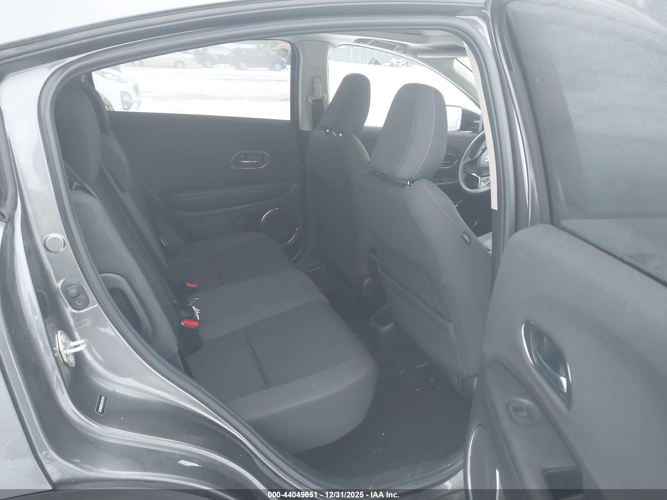HONDA HR-V image 8