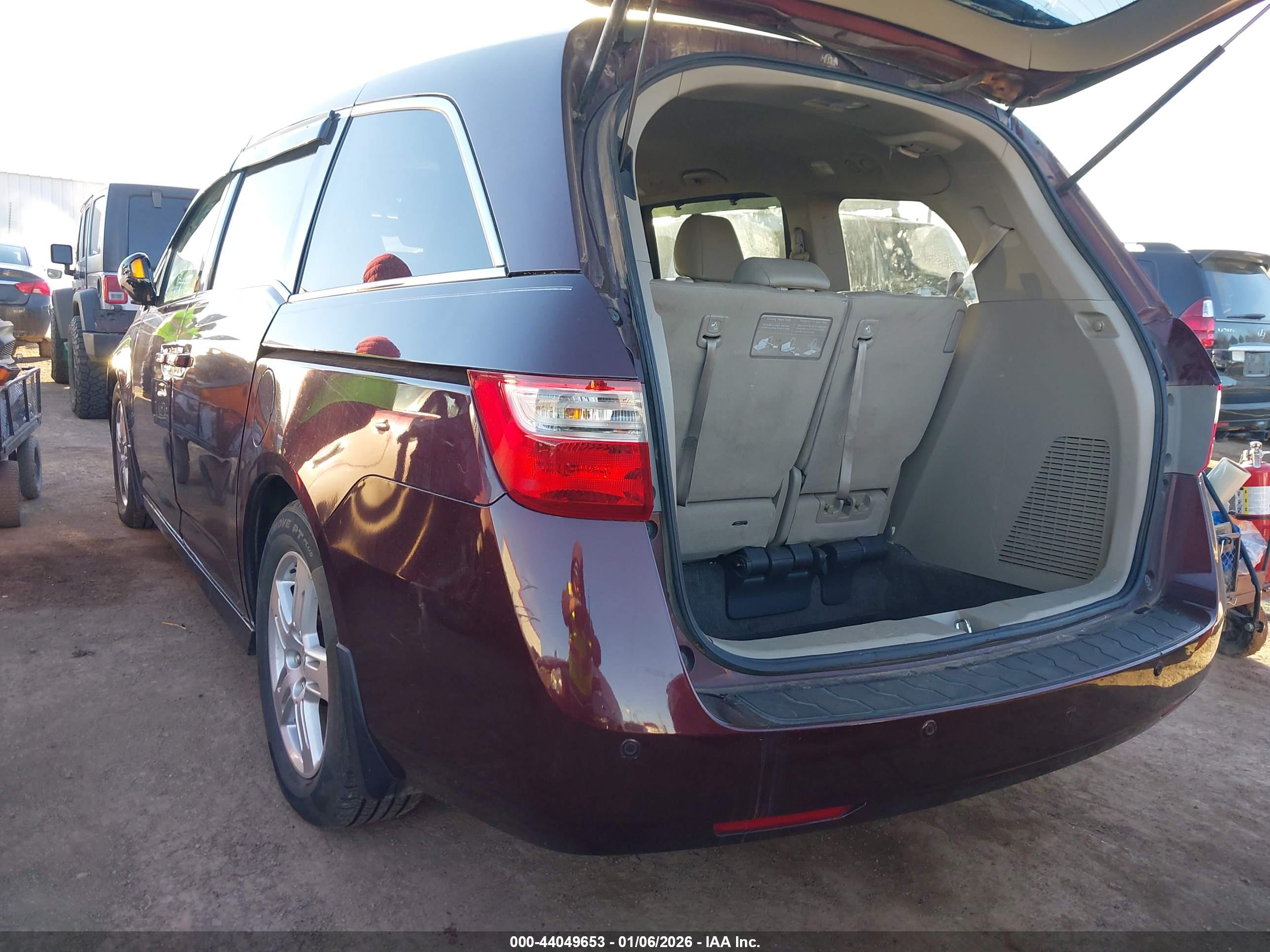 HONDA ODYSSEY image 3