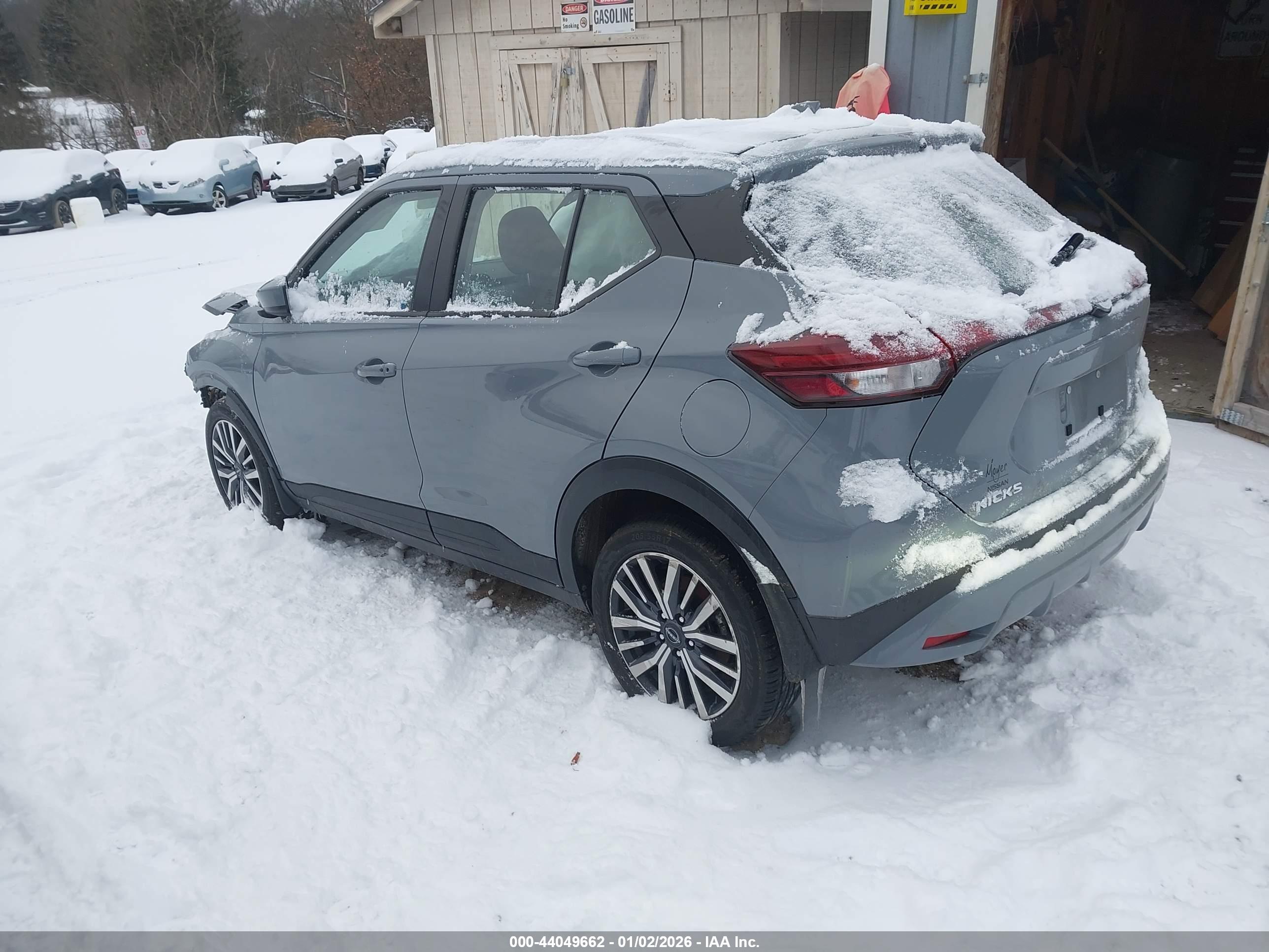 NISSAN KICKS image 3