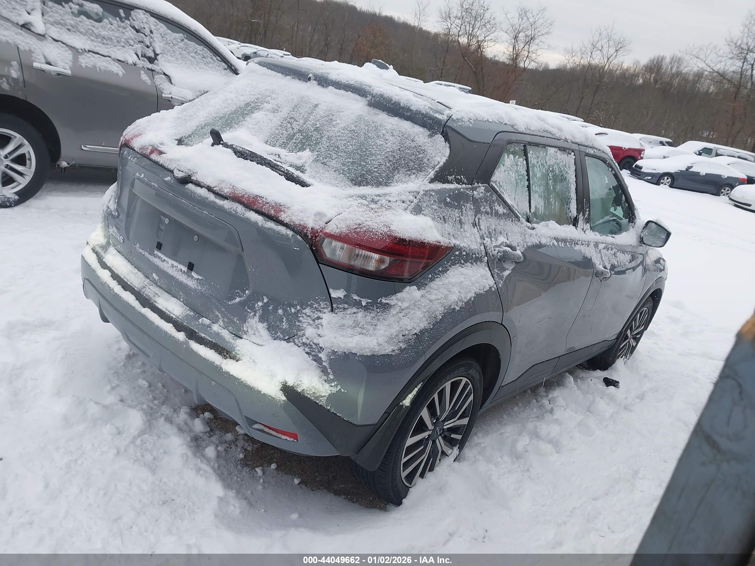 NISSAN KICKS image 4