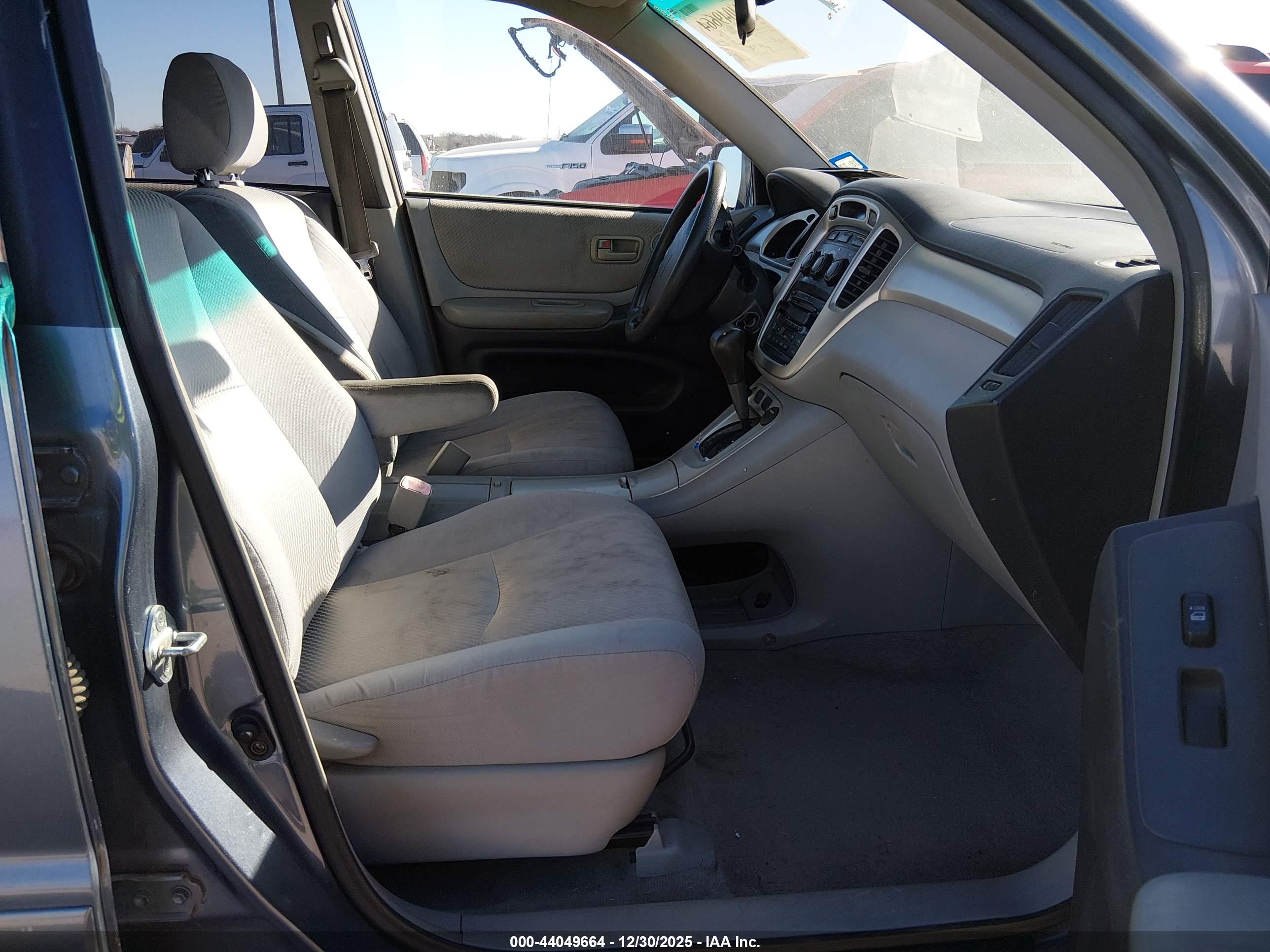 TOYOTA HIGHLANDER image 5