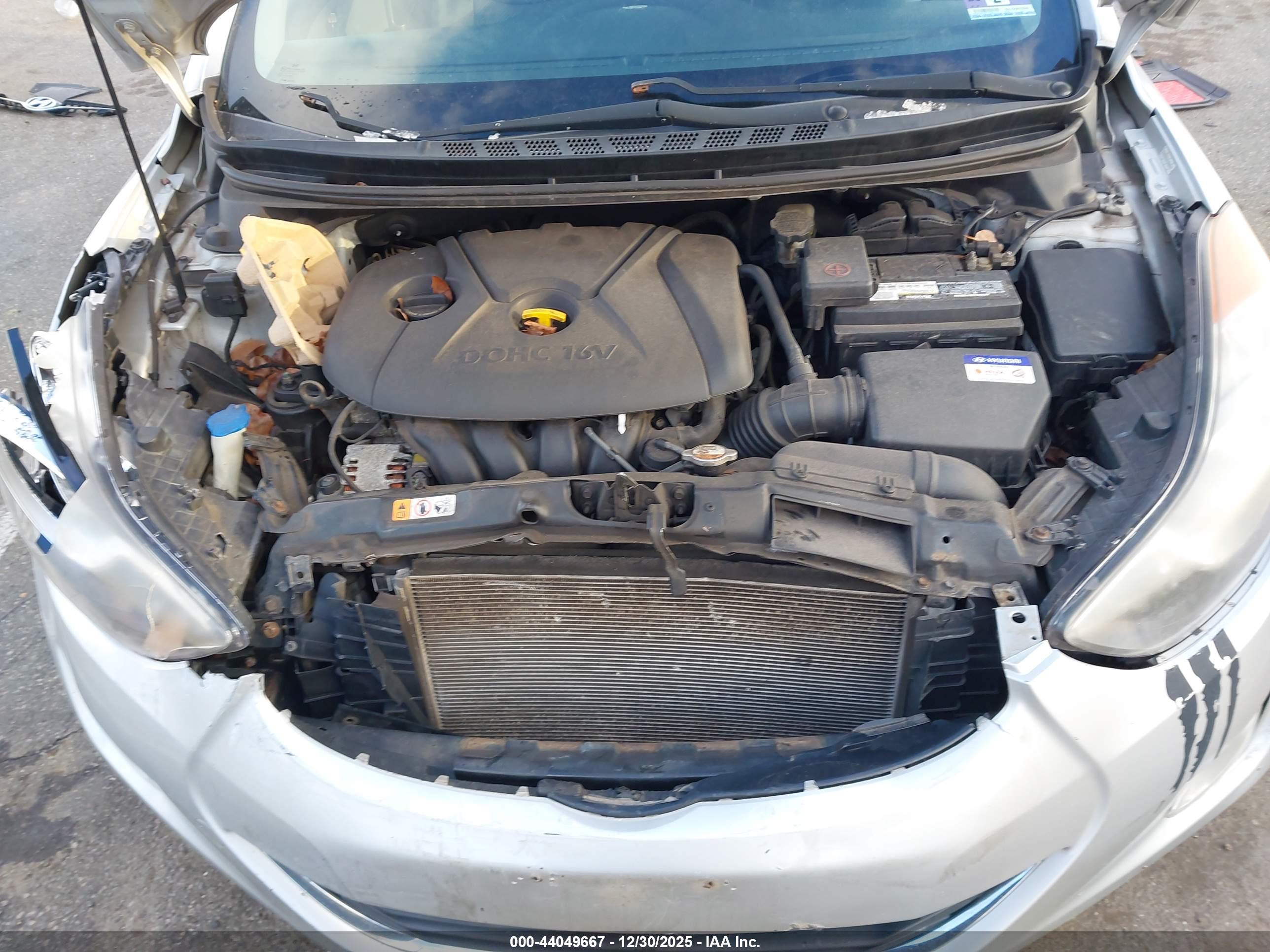 HYUNDAI ELANTRA image 10