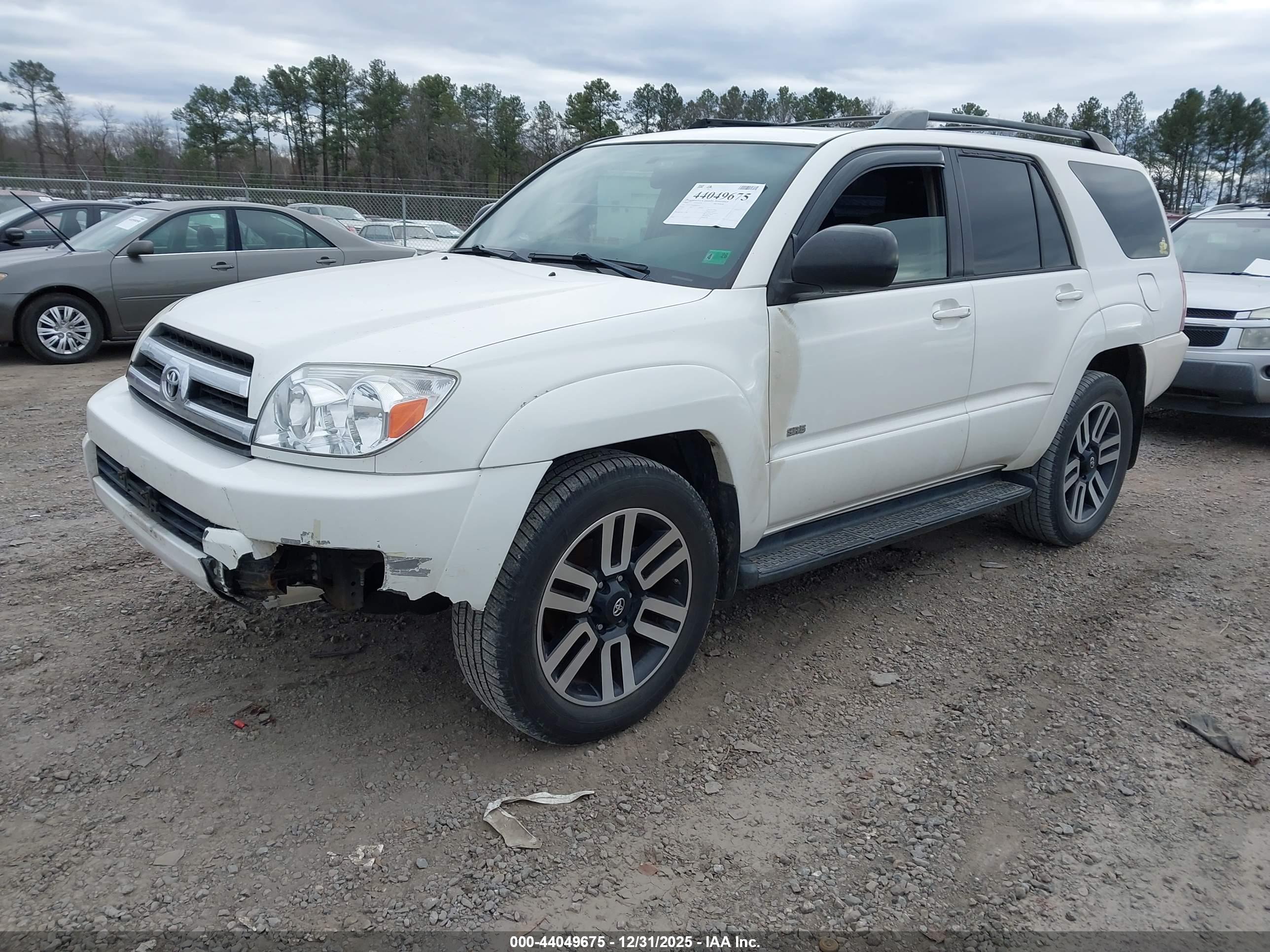 TOYOTA 4RUNNER image 2